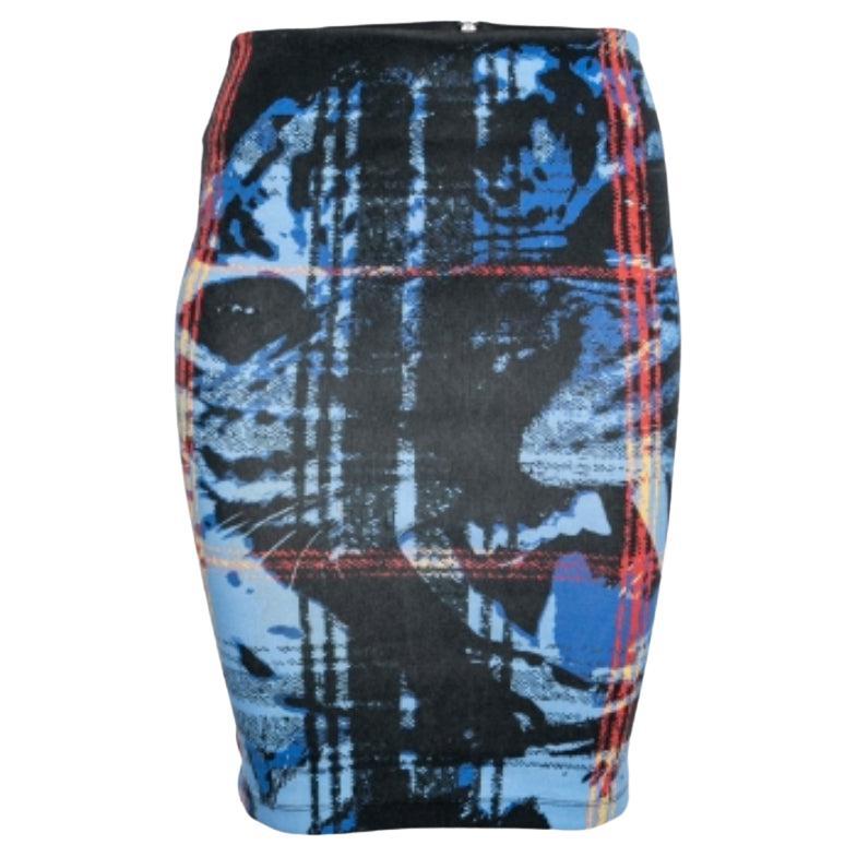 Jupe fourreau McQ by Alexander McQueen imprimée noire et bleue S