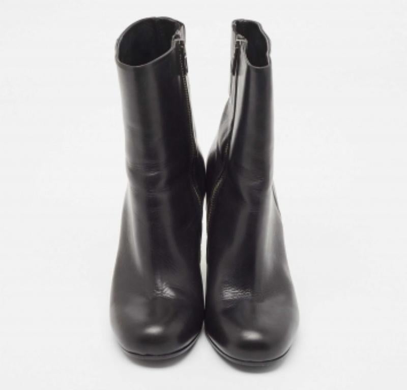 Donna McQ by Alexander McQueen Stivali alla caviglia in pelle nera Geffrye Taglia 39 in vendita