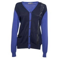 McQ by Alexander McQueen Blauer Strickcardigan mit langen Ärmeln und Knopfleiste L