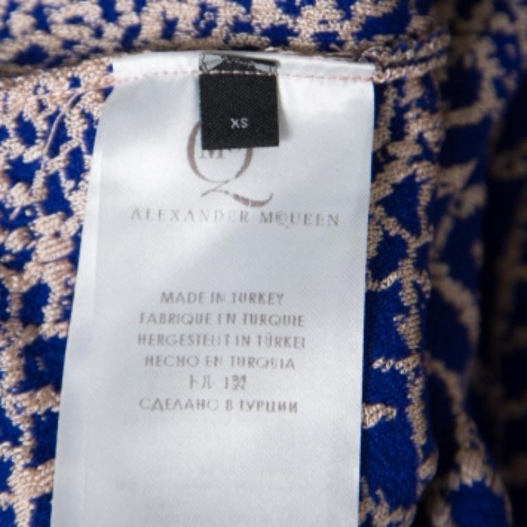 McQ by Alexander McQueen Crocodile Patterned Jacquard Fit and Flare Dress XS Gris en venta