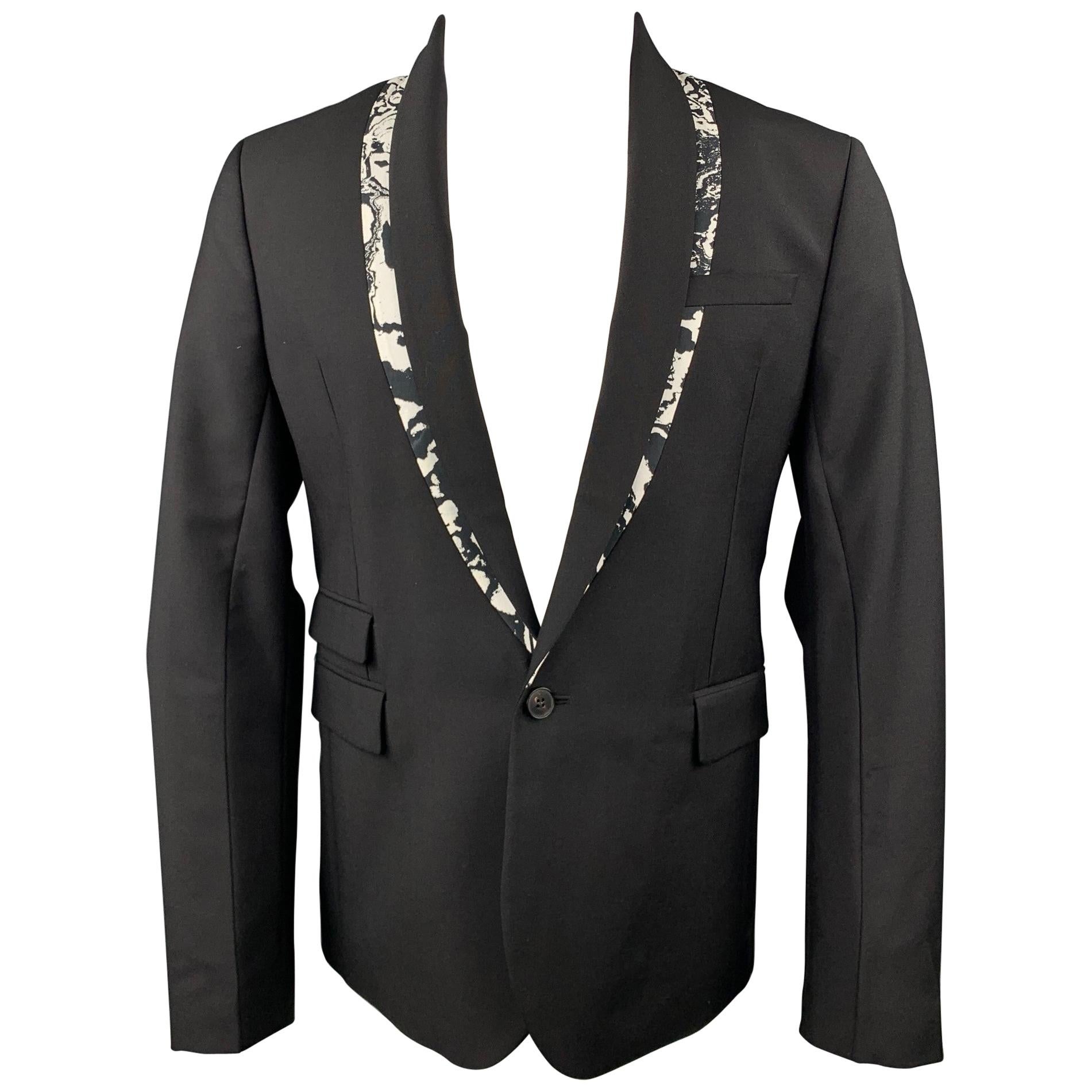 MCQ by ALEXANDER MCQUEEN Size 40 Black Wool / Mohair Shawl Collar Sport Coat