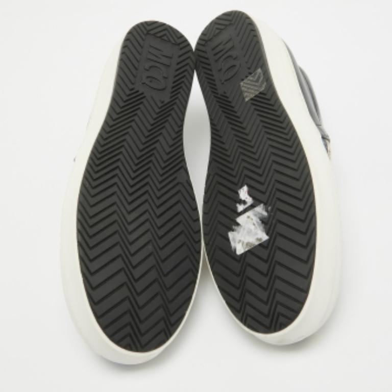 McQ by Alexander McQueen Tricolor Python Leather Slip On Sneakers Size 41 For Sale 1