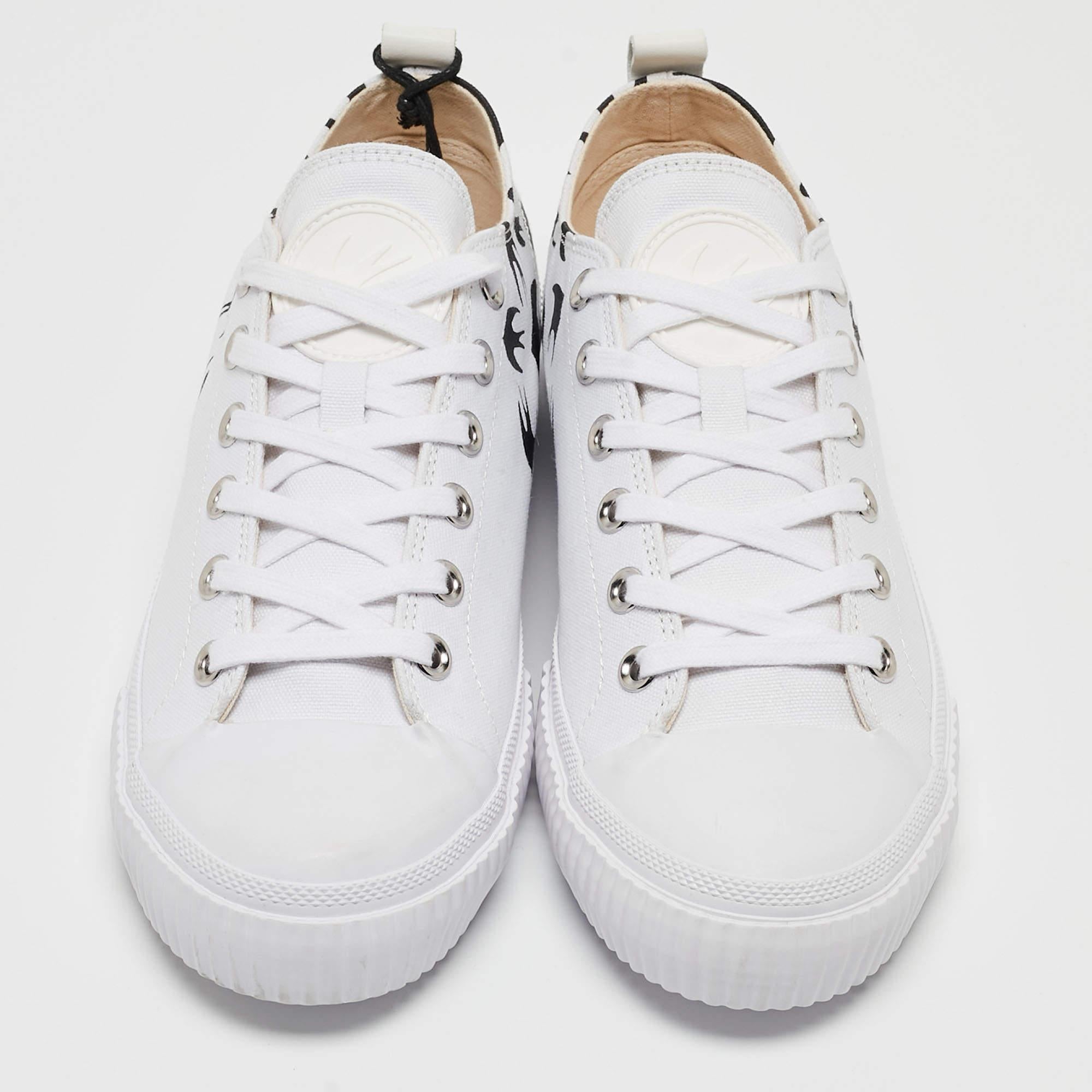 Women's McQ by Alexander McQueen White/Black Canvas Shallow Swarm Sneakers Size 40