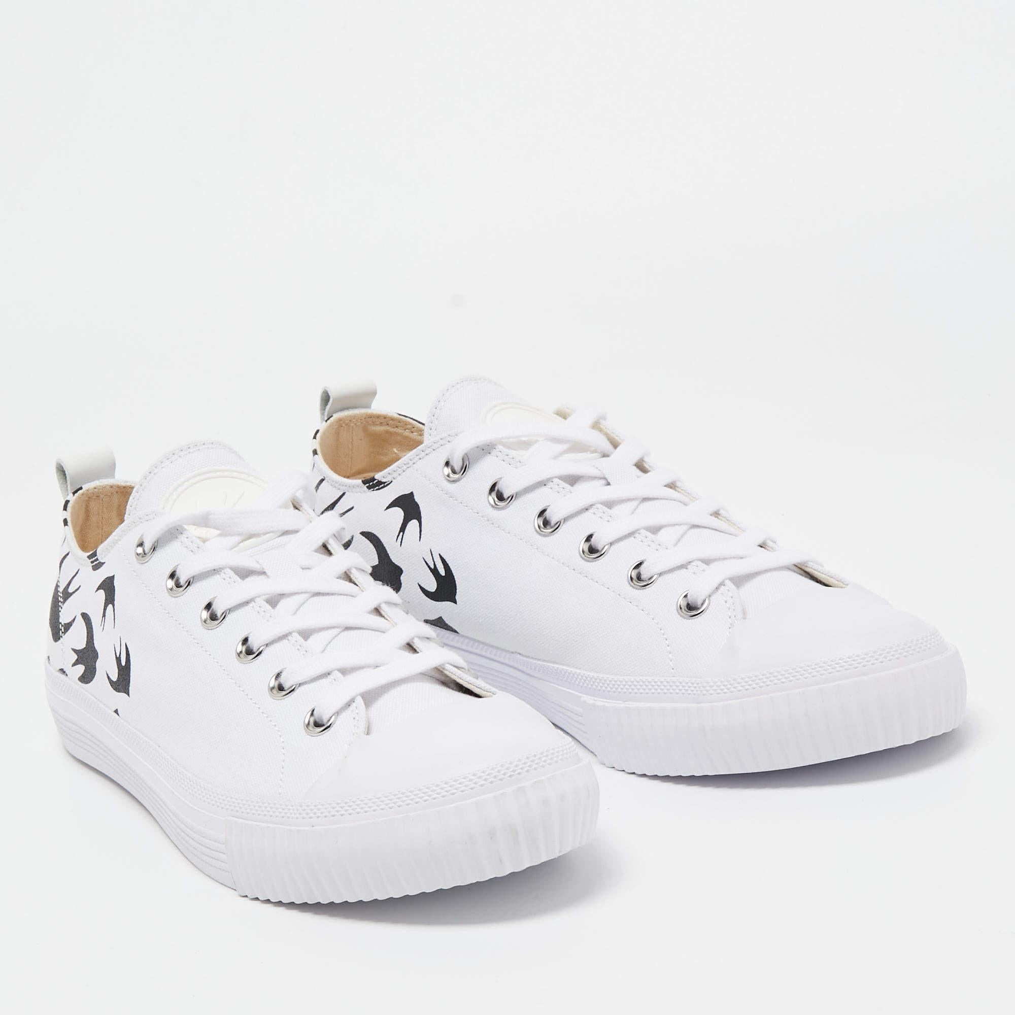 Gray McQ by Alexander McQueen White Canvas Low Top Sneakers Size 42