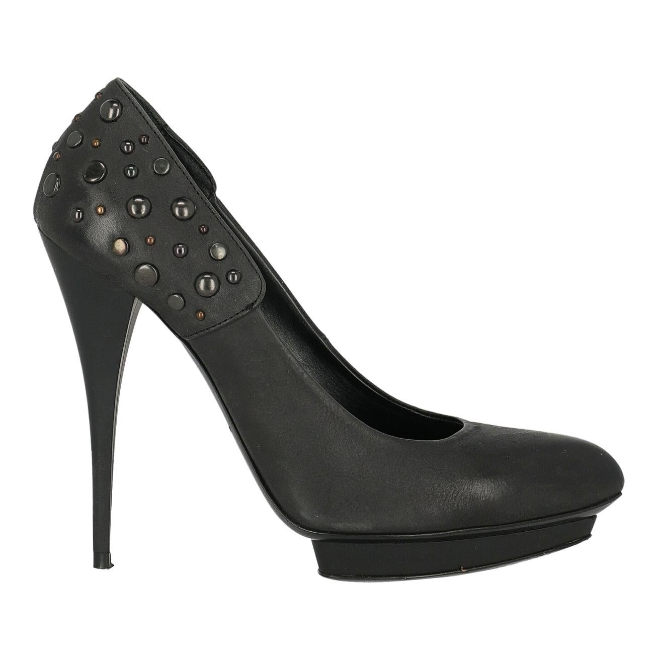 Mcq Woman Pumps Black Leather IT 38 For Sale