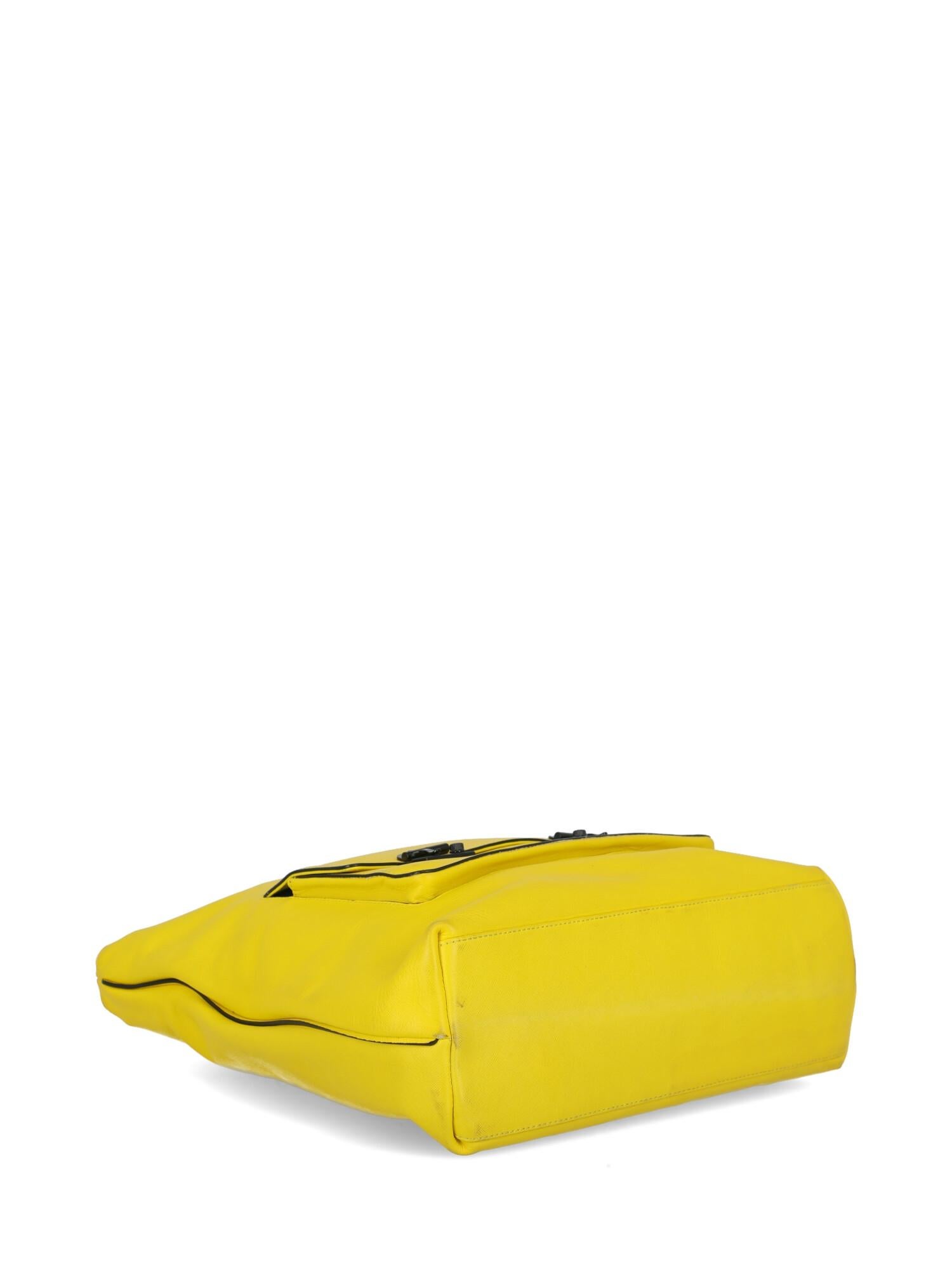 Mcq Woman Shoulder bag Yellow Leather In Fair Condition For Sale In Milan, IT