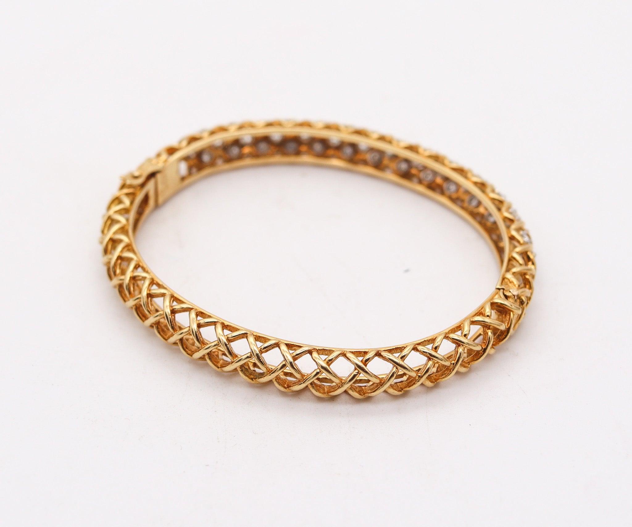 McTEIGUE 1970 Bangle Bracelet In 18Kt Gold & Platinum With 2.30 Ctw VS Diamonds For Sale 2