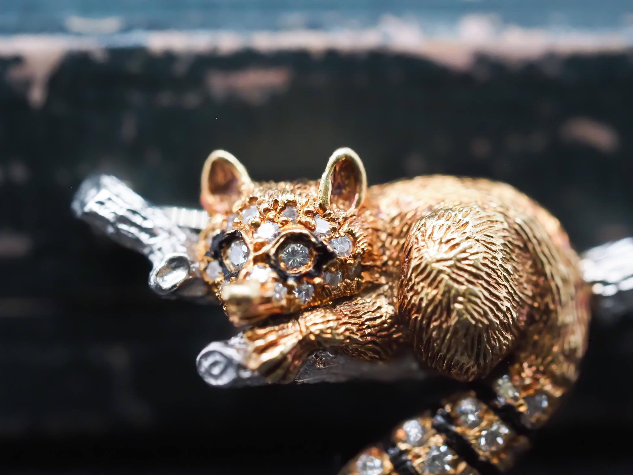 Women's McTeigue & Co Raccoon Pin Pendant Platinum and 18K gold with Diamonds circa 1950 For Sale