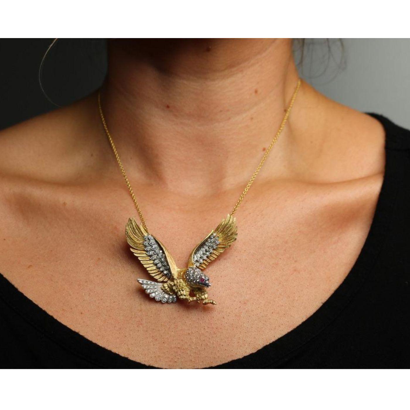 Art Nouveau McTeigue Collana con ciondolo a forma di aquila in oro 18 carati e platino ~2ctw in vendita