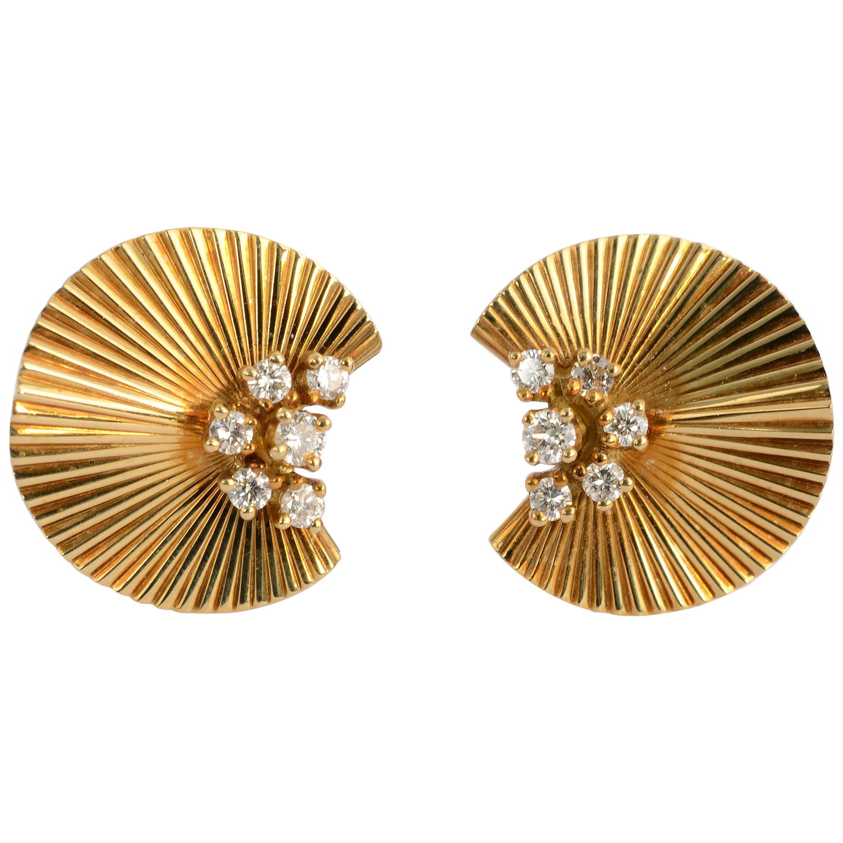 McTeigue Retro Gold Ruffled Earrings with Diamonds