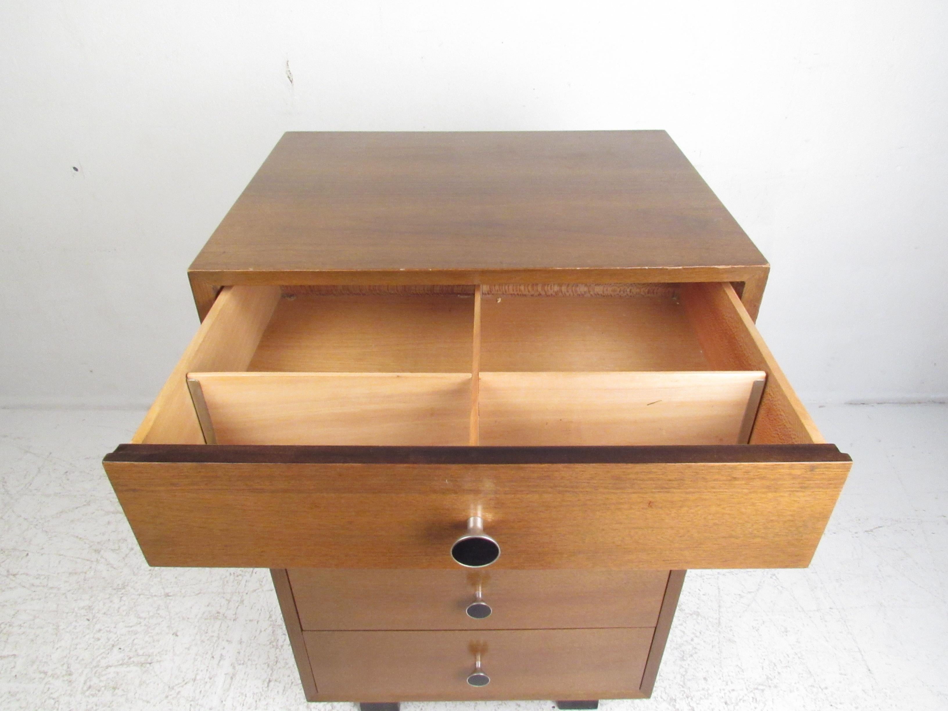 Late 20th Century Md-Century Modern George Nelson Lingerie Chest For Sale