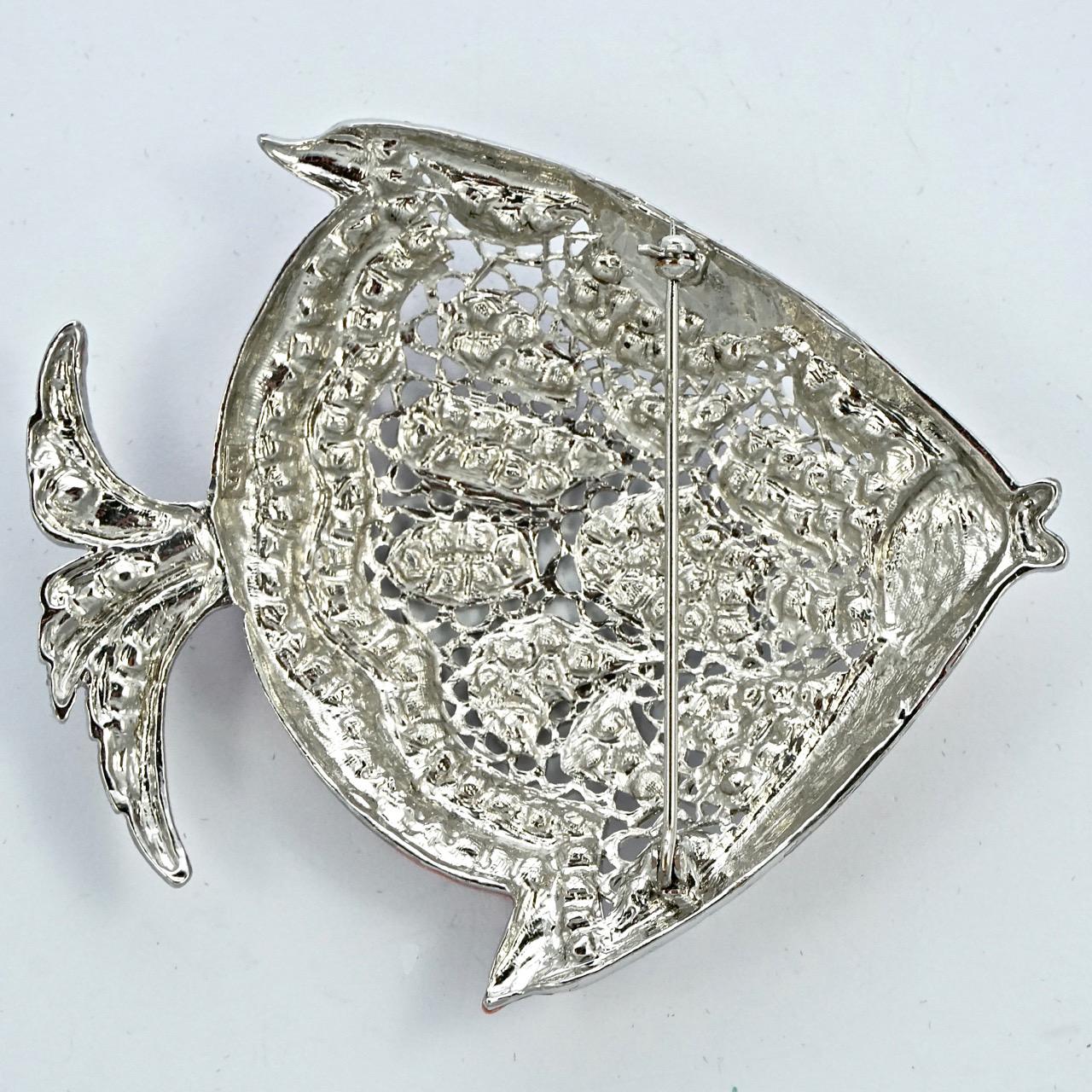 MD Silver Tone Fish Statement Brooch with Pink Enamel and Pink Rhinestones In Good Condition For Sale In London, GB
