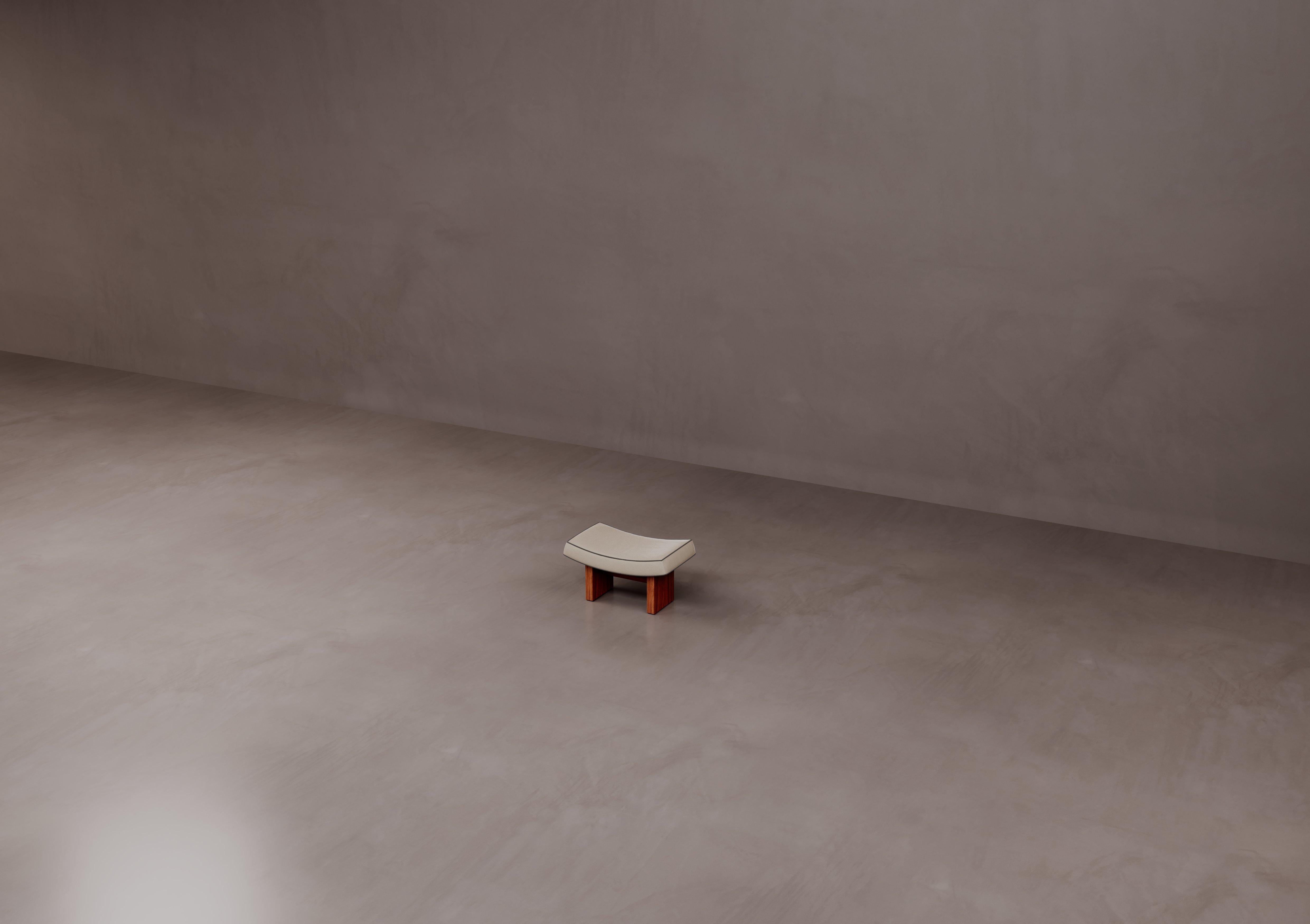 XXIe siècle et contemporain MDF and Upholstered Bitta Pouf by Dainelli Studio Atelier en vente