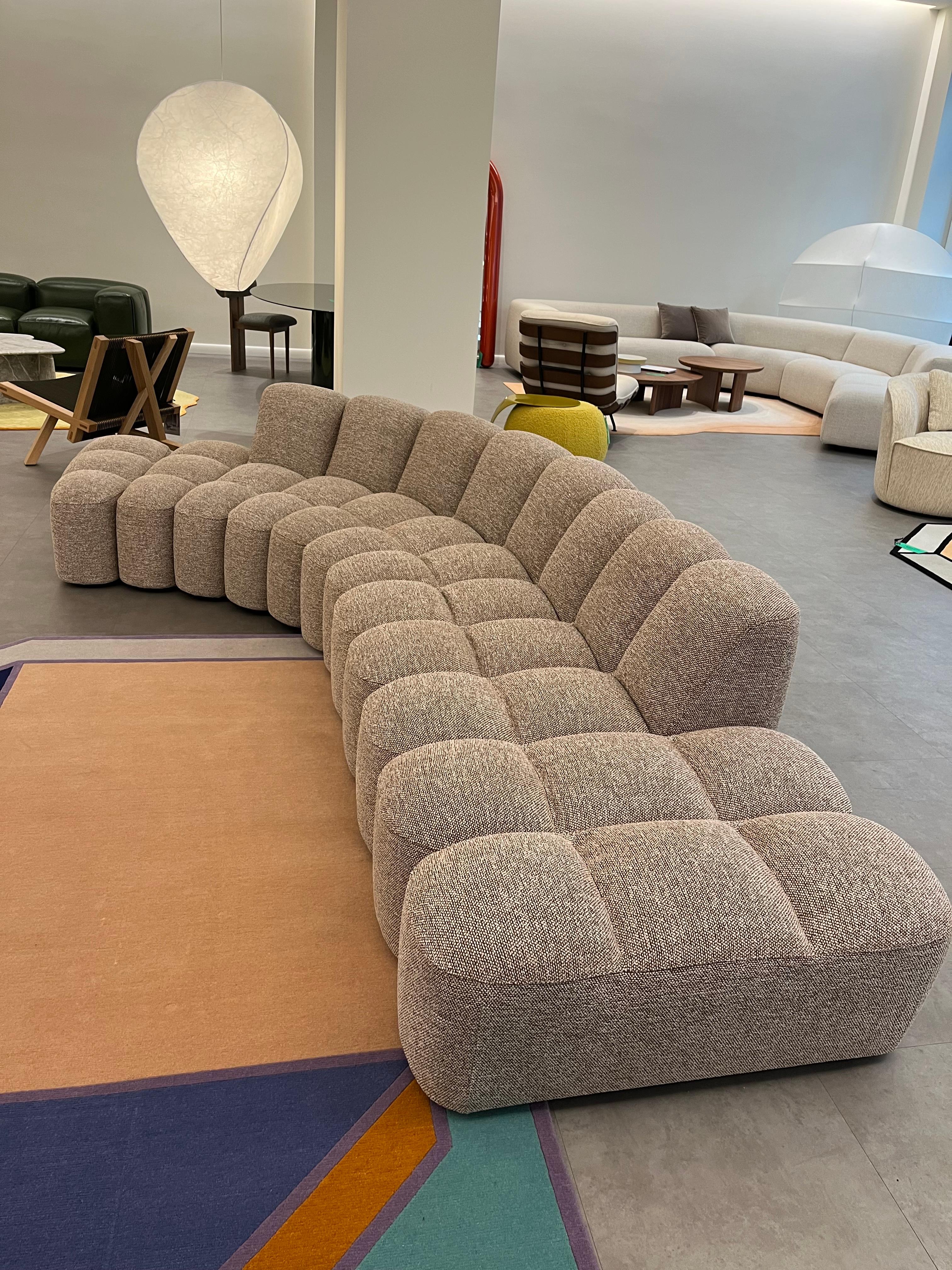 MDF Italia Array Sofa von Snøhetta in STOCK im Angebot 1