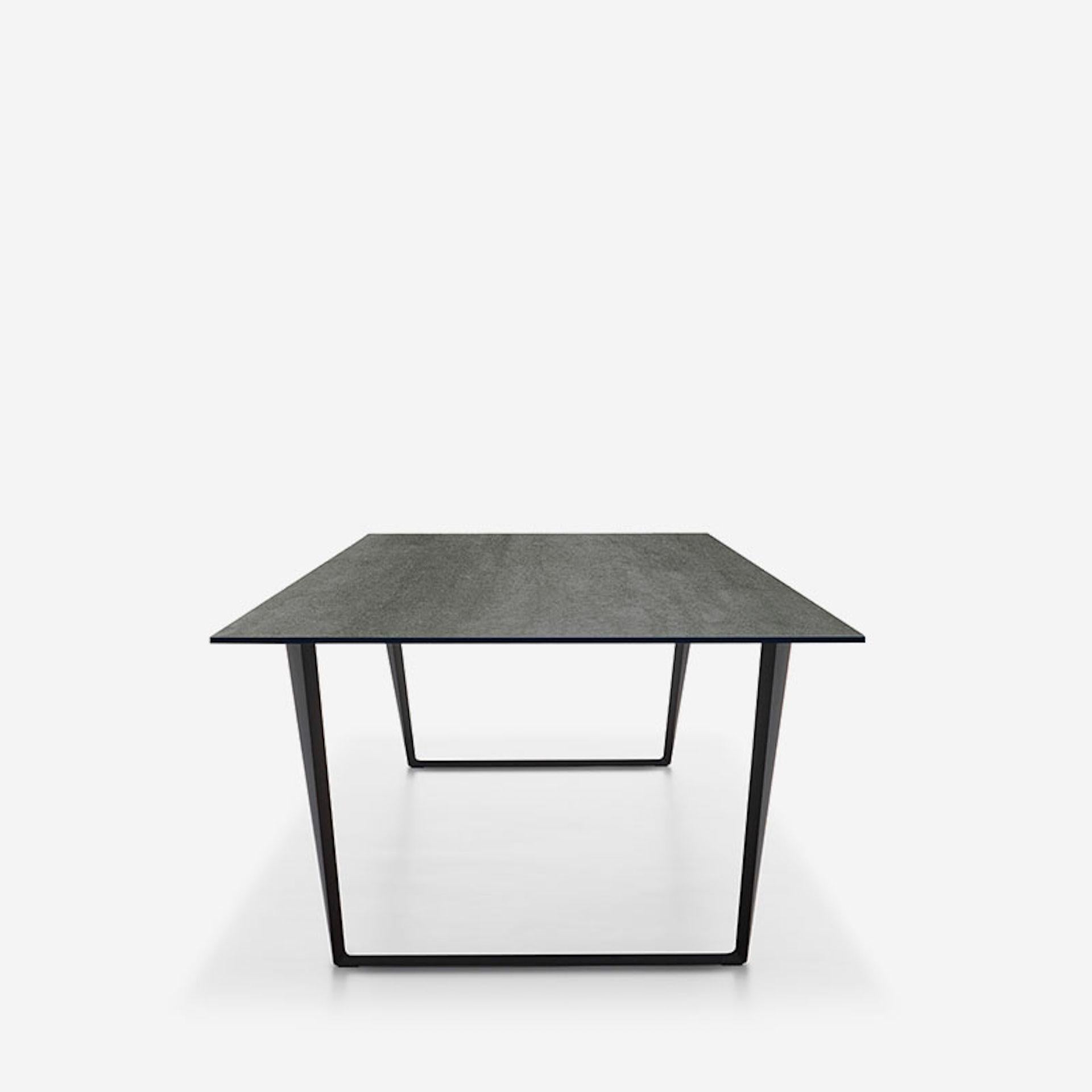 Contemporary MDF Italia Customizable Indoor or Outdoor Axy Table by Claudio Bellini For Sale