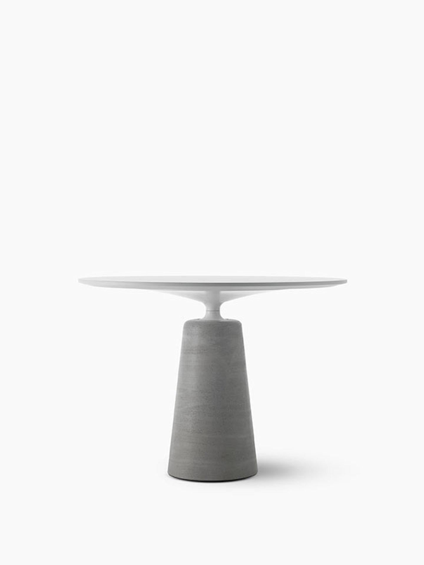 MDF Italia Table Rock ovale personnalisable pour l'intérieur ou l'extérieur par Jean-Marie Massaud en vente 6
