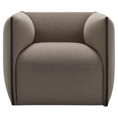 Fauteuil Mia personnalisable en tissu MDF Italia de Francesco Bettoni