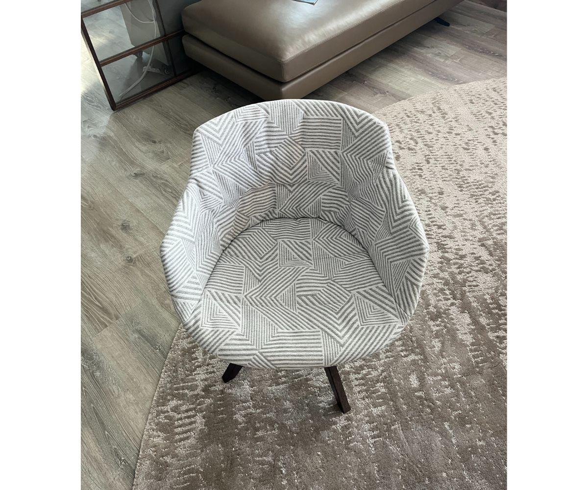 italien Fauteuil pivotant à 4 pieds MDF Italia par Jean-Marie Massaud en vente