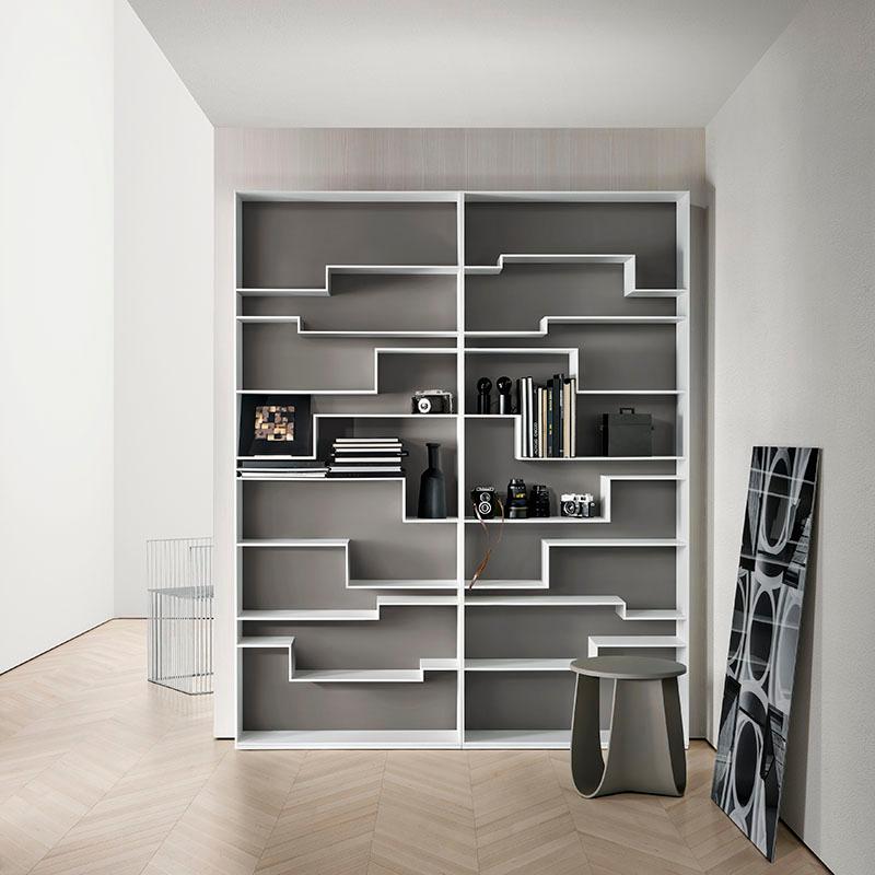 An individual flexible and customised furnishing solution, not just a simple bookcase.

This is Melody’s visiting card, offering a comfortable and eye-catching horizontal storage, also for big objects. The layout of the shelves with its gritty