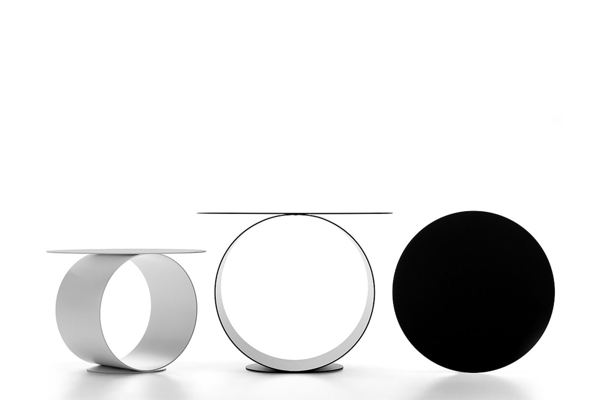 Acier MDF Italia METODO Table basse ou de chevet ronde par Leonardo Talarico en vente