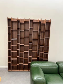 Libreria in MDF Italia Random Canaletto Walnut di Neuland Industriedesign in STOCK