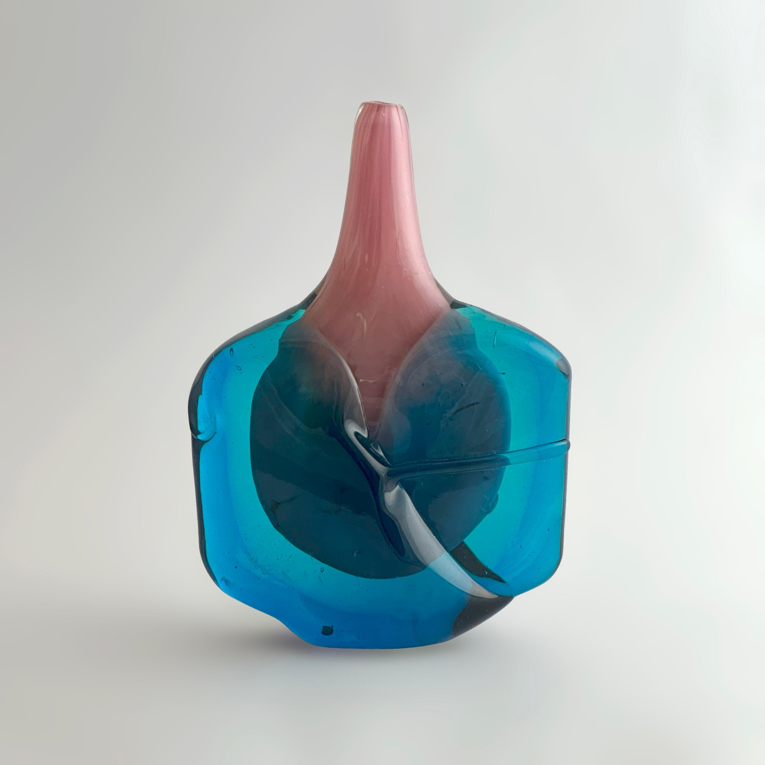 Hand-Crafted Mdina Axehead Solifleur Vase in Pink and Blue Glass, Malta, 1970s For Sale