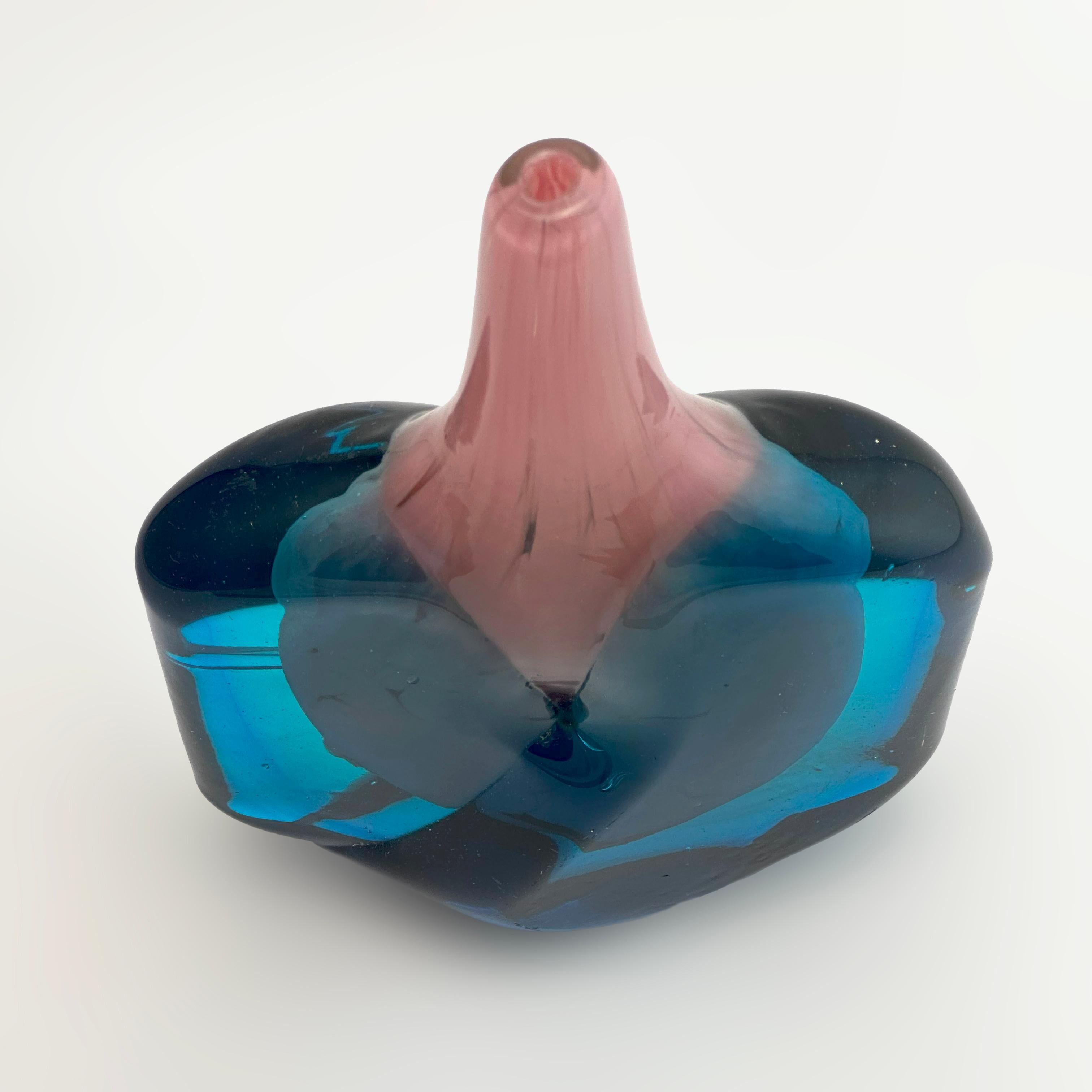 Art Glass Mdina Axehead Solifleur Vase in Pink and Blue Glass, Malta, 1970s For Sale
