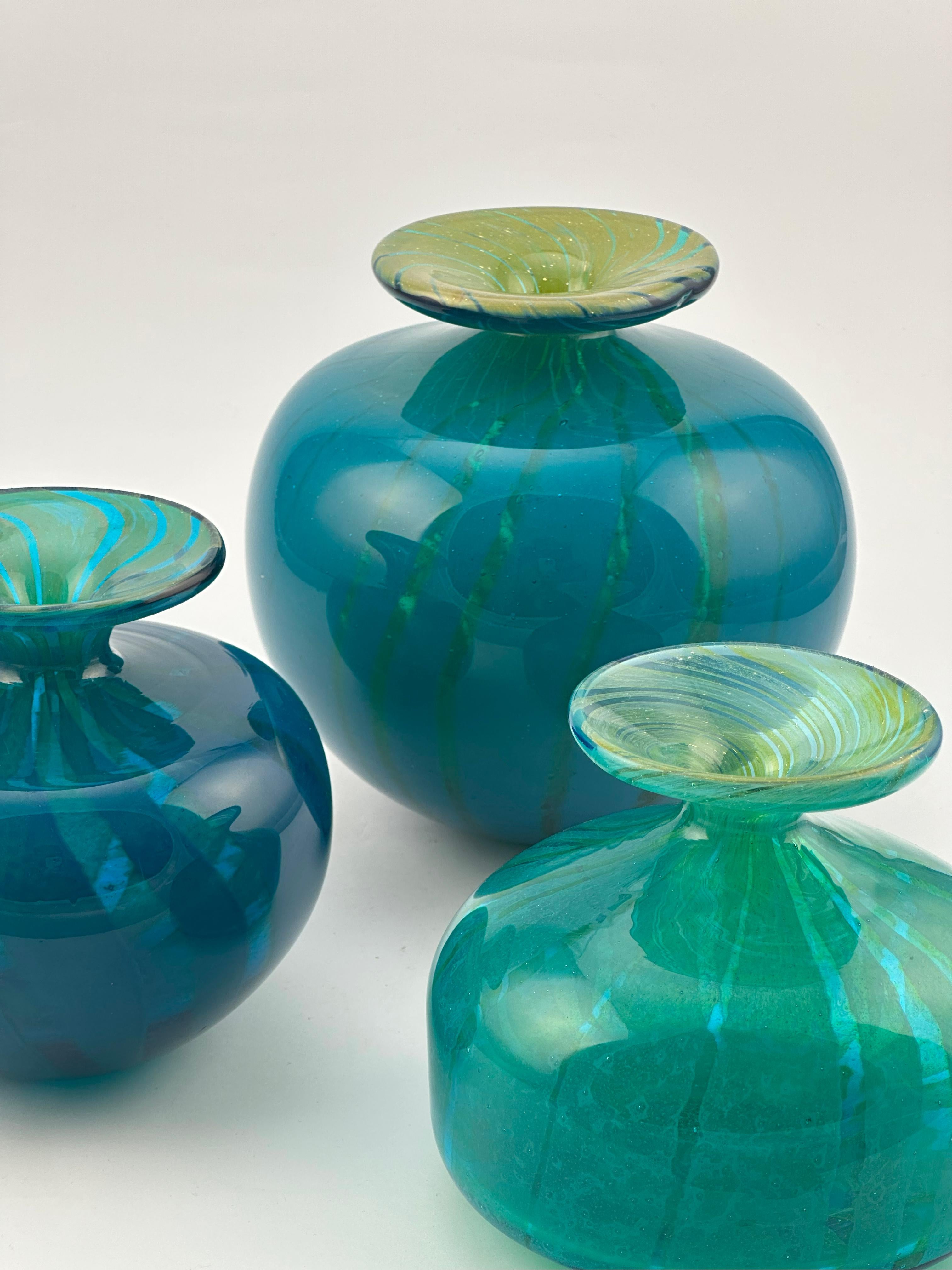 Turquoise Glass Squat Bottle Vase in Mdina ‘Ming’ Pattern, Signed 1979, Malta For Sale 3