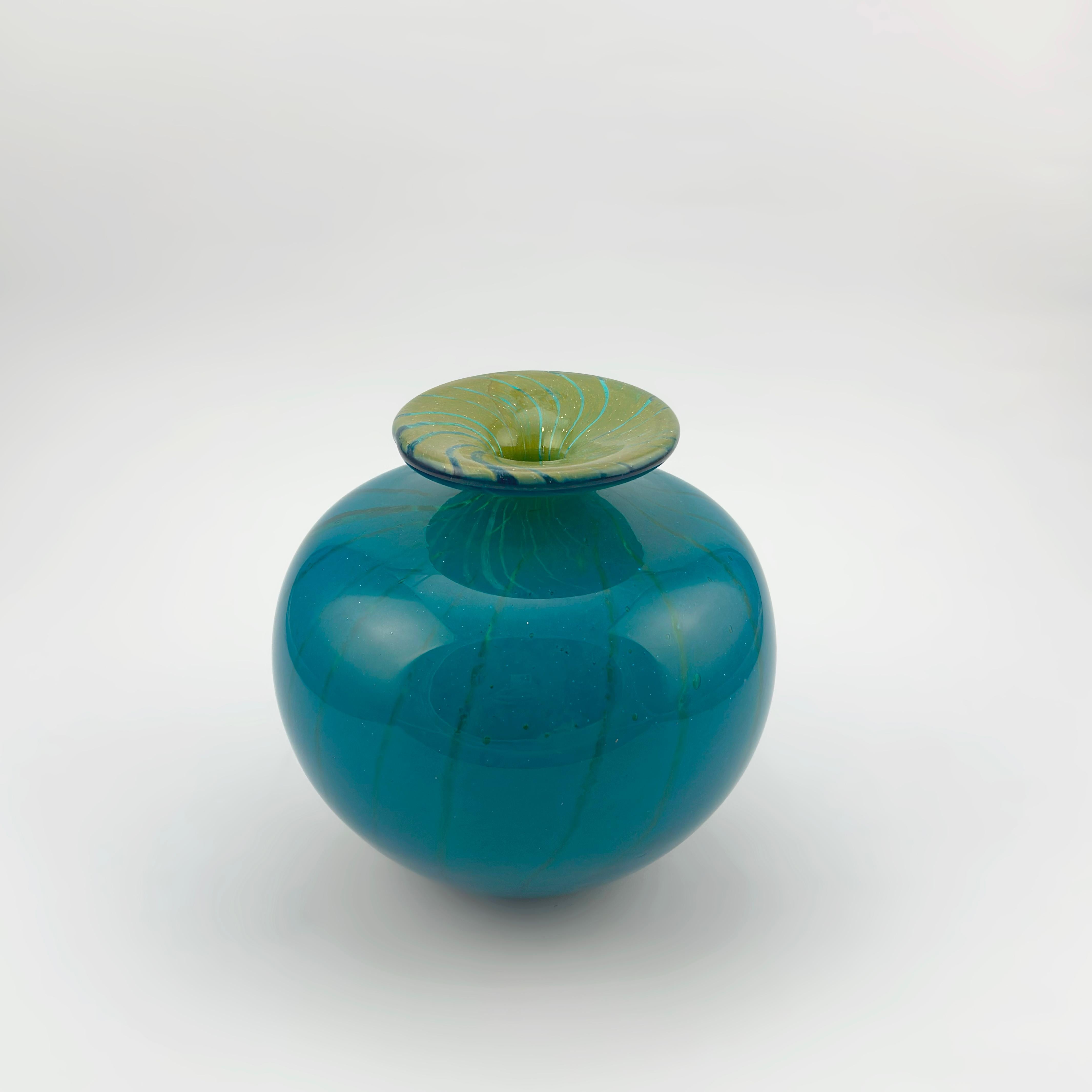 Mid-Century Modern Turquoise Glass Squat Bottle Vase in Mdina ‘Ming’ Pattern, Signed 1979, Malta For Sale