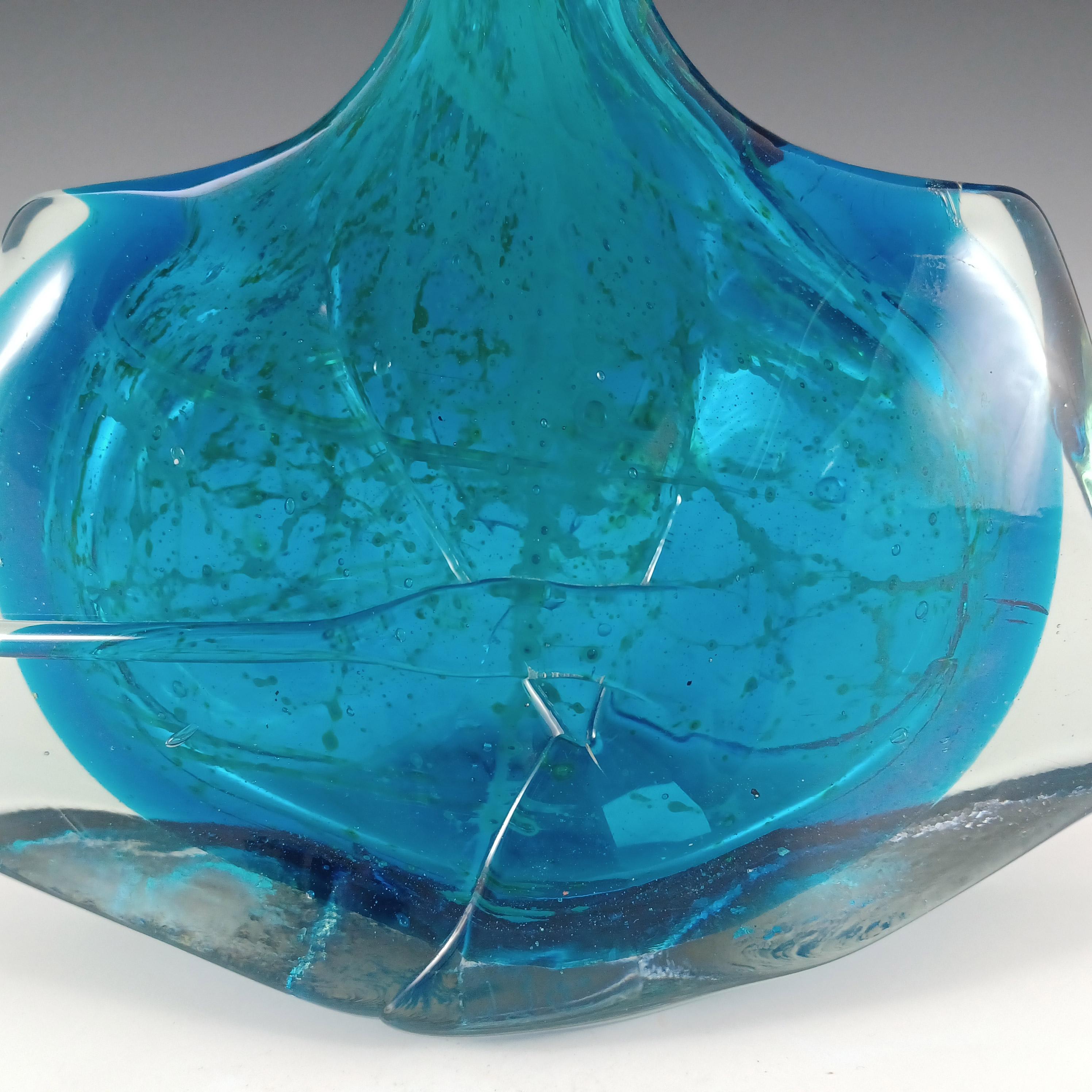 Mdina Maltese Blue Glass 'Fish' / 'Axe Head' Vase - Signed 1979 In Good Condition For Sale In Bolton, GB