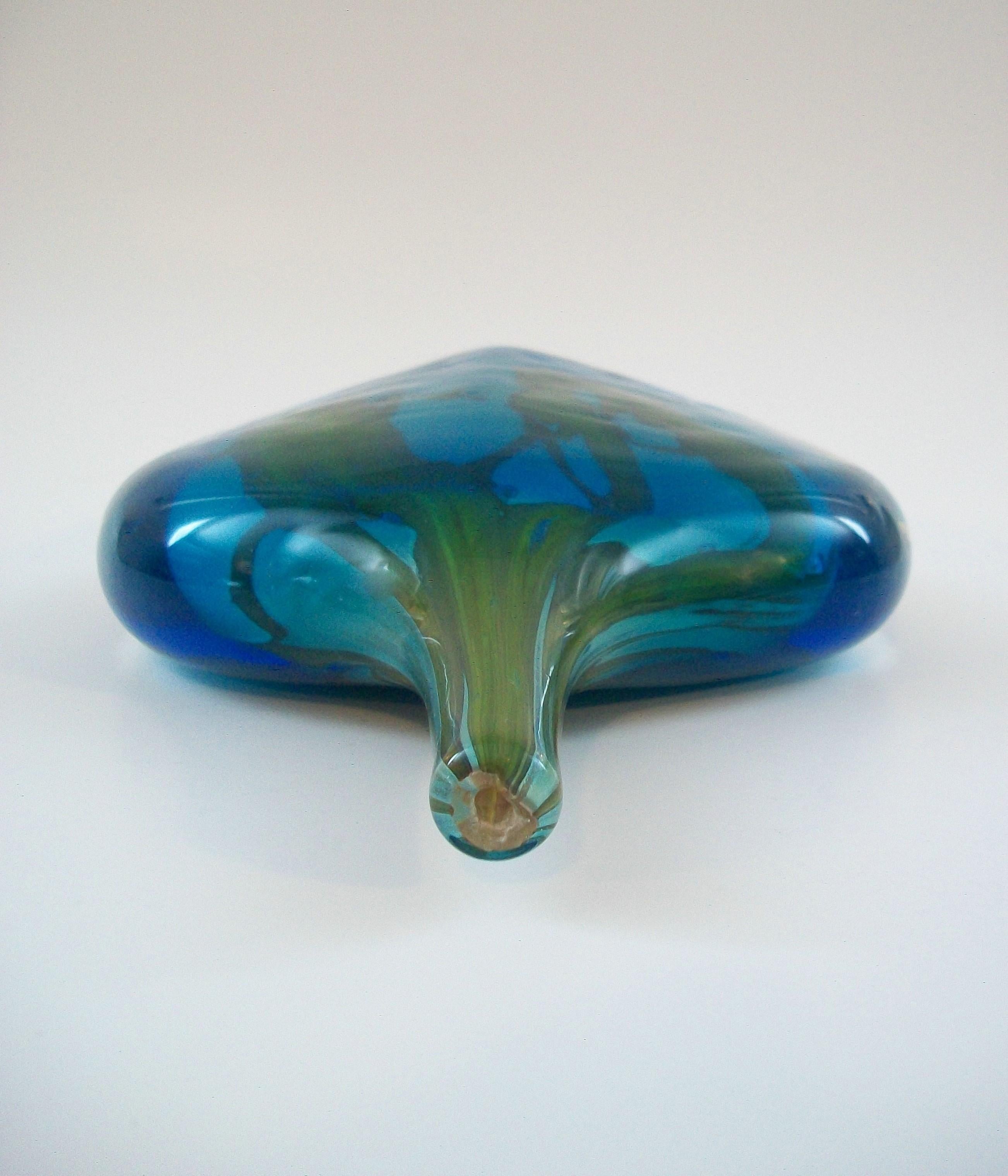 Art Glass MDINA - MICHAEL HARRIS - Glass Fish Vase - Unsigned - Malta - Circa 1970's For Sale