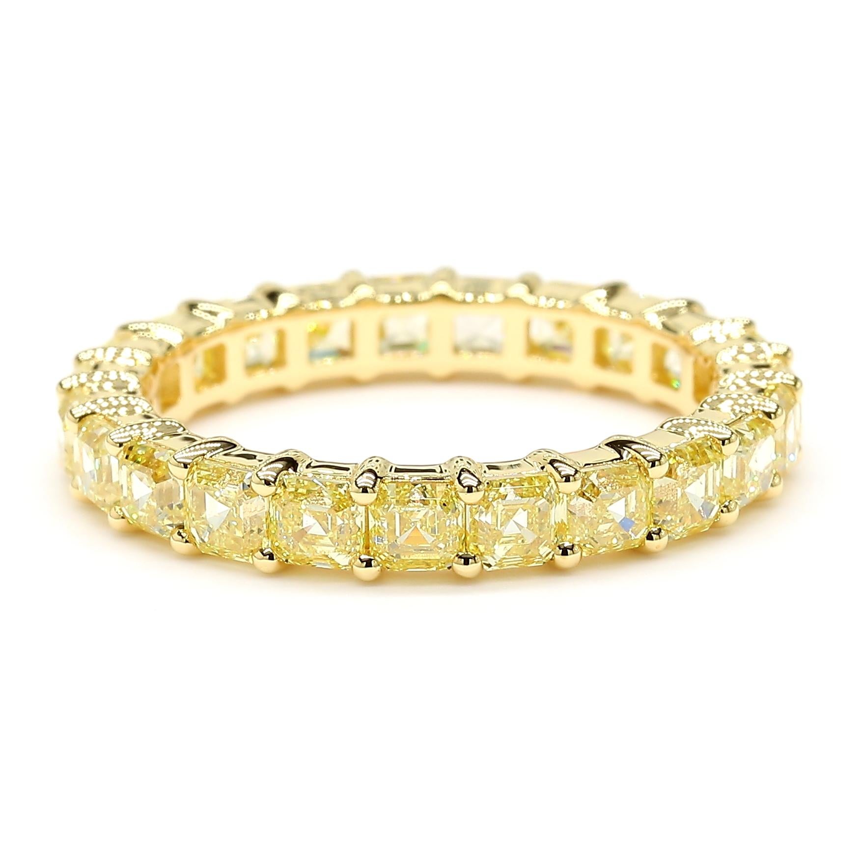 MDJ JEWELS 3.72 Carats Yellow Diamond Asscher Cut Eternity Band Ring, 18K Gold In New Condition In New York, NY