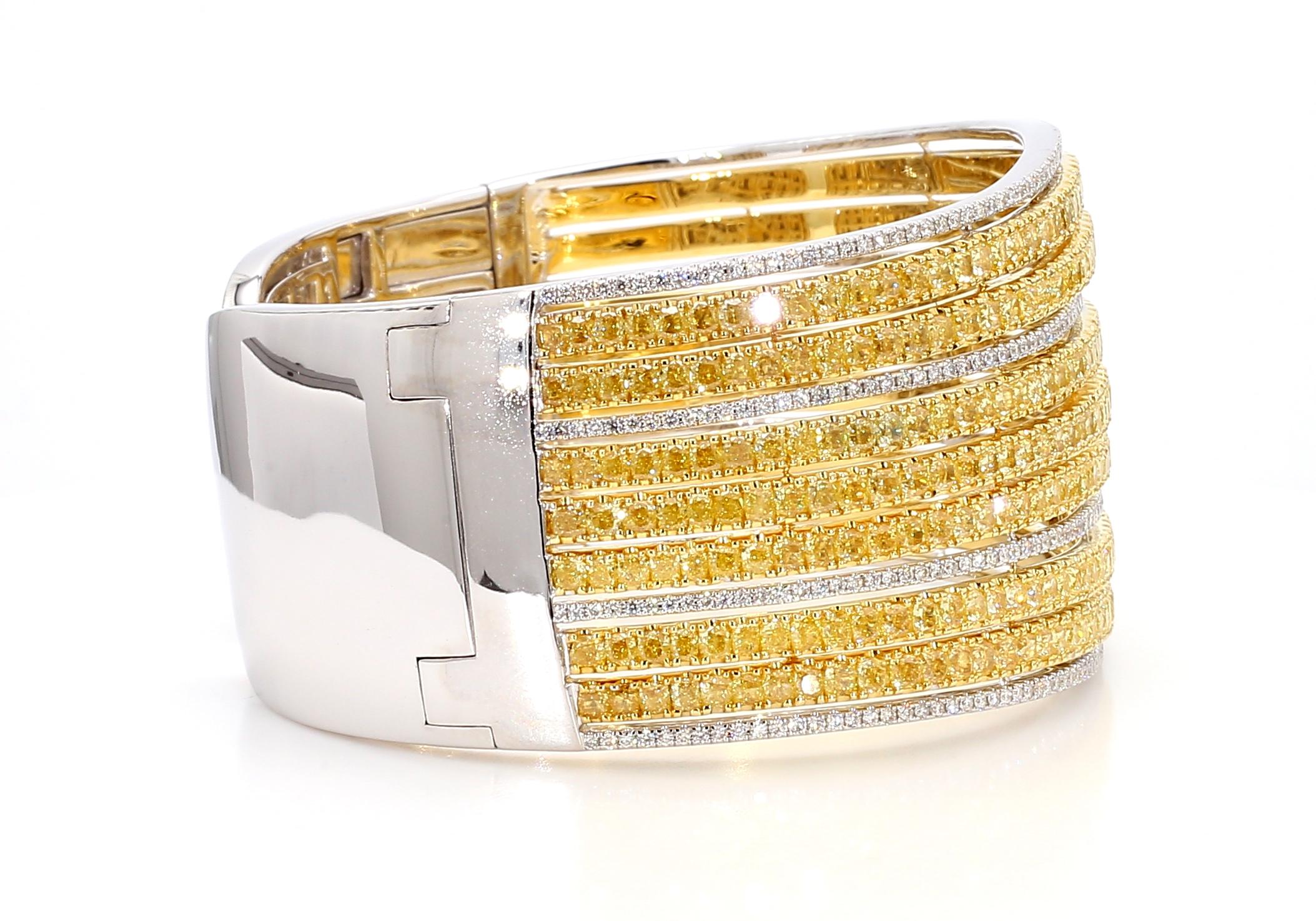 MDJ Jewels Bangle Vivid Yellow Cushion Diamonds 22.41 Carats Bracelet 18K Gold In New Condition In New York, NY