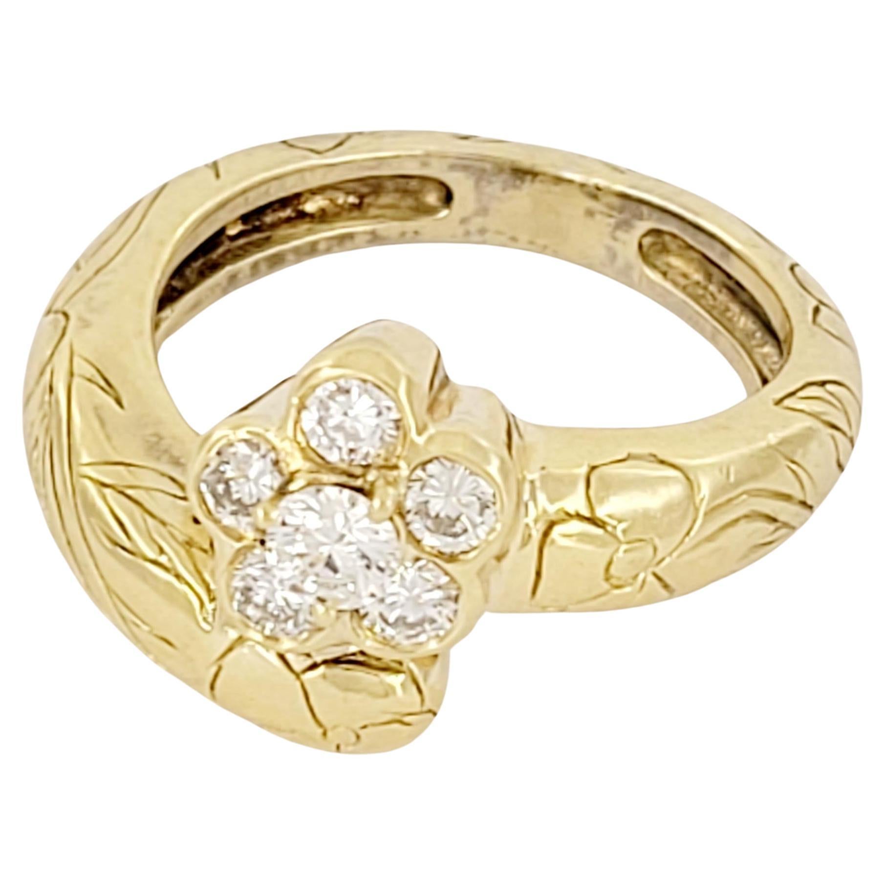 Mdviani 18 Karat Gelbgold mit Diamantblume Größe 6,5 im Angebot