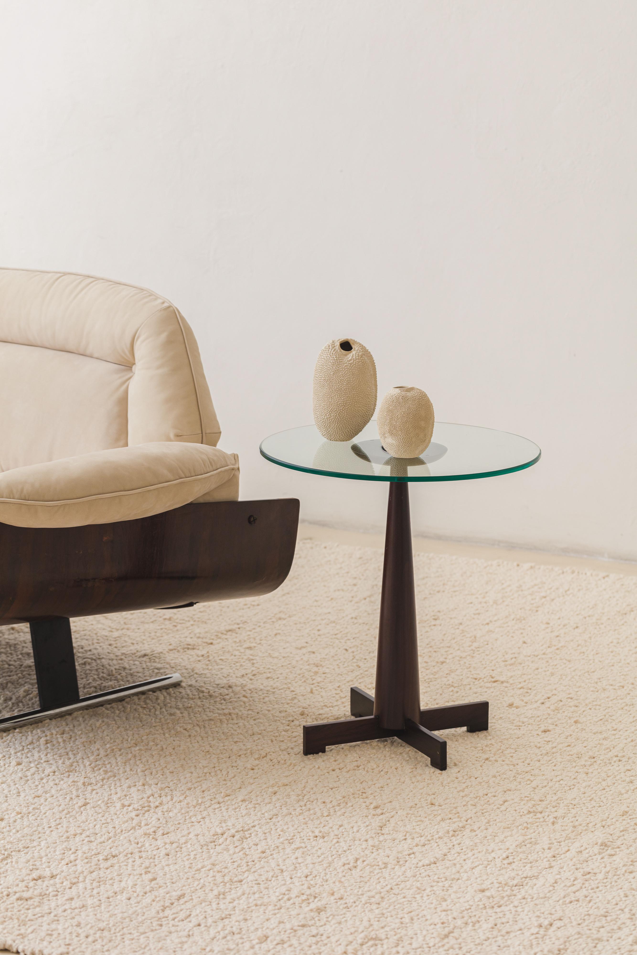 Tavolino Me 508 di Jorge Zalszupin, palissandro e vetro, Brasile, circa 1959 In condizioni buone in vendita a New York, NY