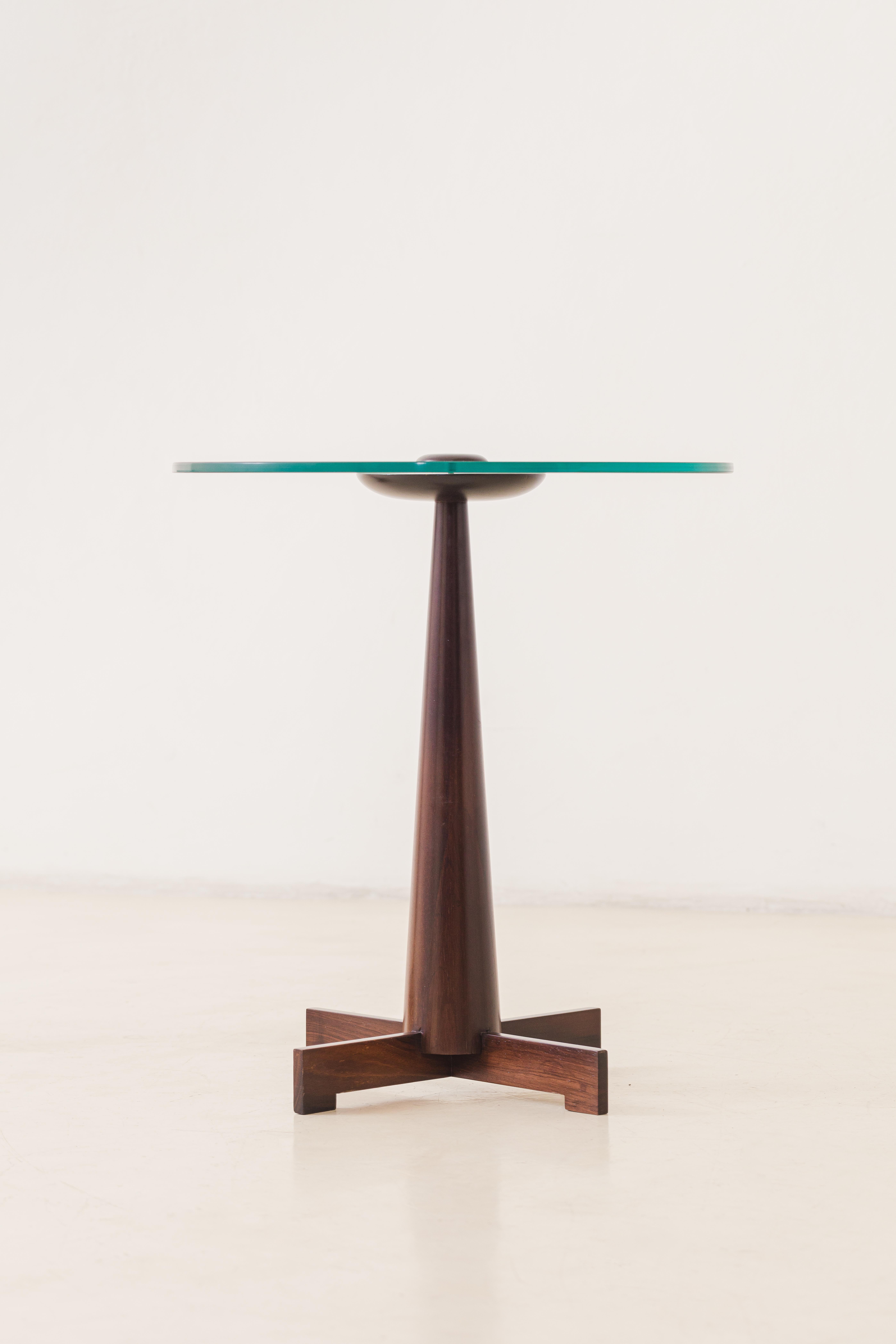 Brazilian Me 508 Side Tables by Jorge Zalszupin, Rosewood and Glass, Brazil, circa 1959 For Sale