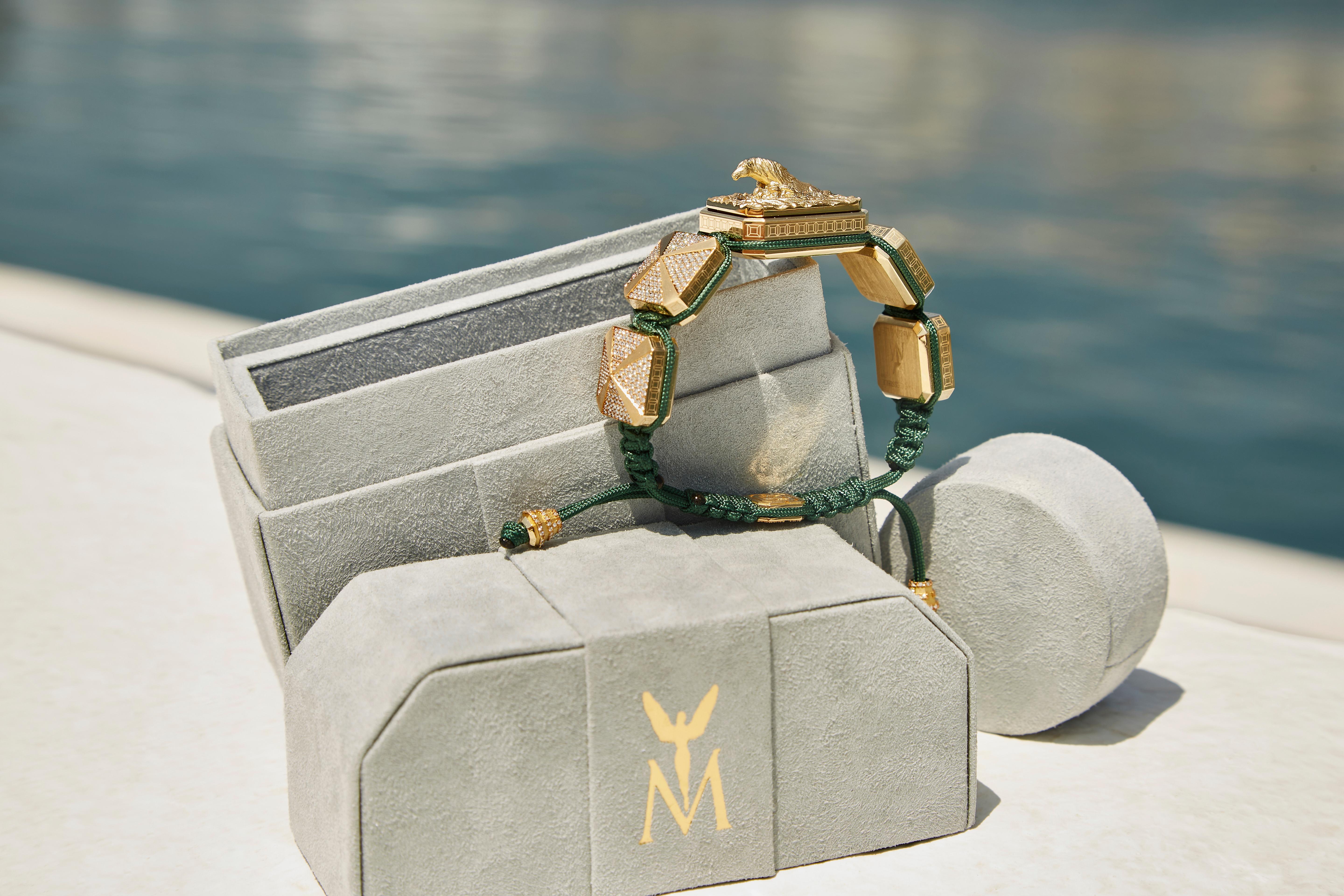 18k Gold-Armband mit weißer Schnur von MyLife, 3D-Mikroskulptur und Diamanten (Brillantschliff) im Angebot