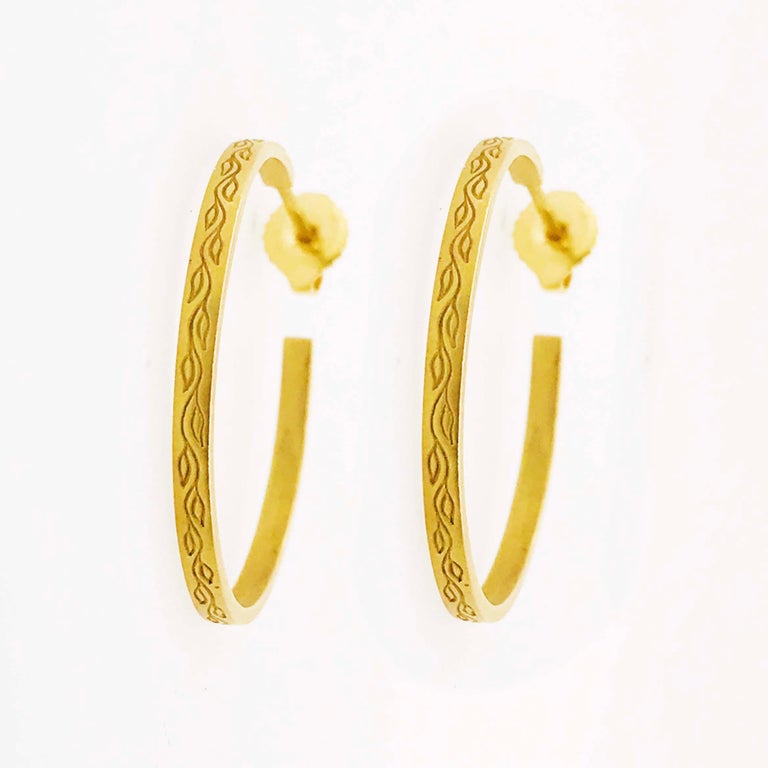 18k Me And Ro Hoop Earrings Paisley Collection 18 Karat Gold Hoop Original For Sale At 1stdibs