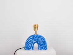 Lampe de table « Me » - Swirl bleu bicolore (Matte)