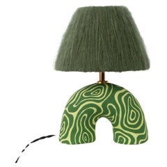 Tischlampe „Me“ – zweifarbige grüne Wirbel-Tischlampe (Matte)