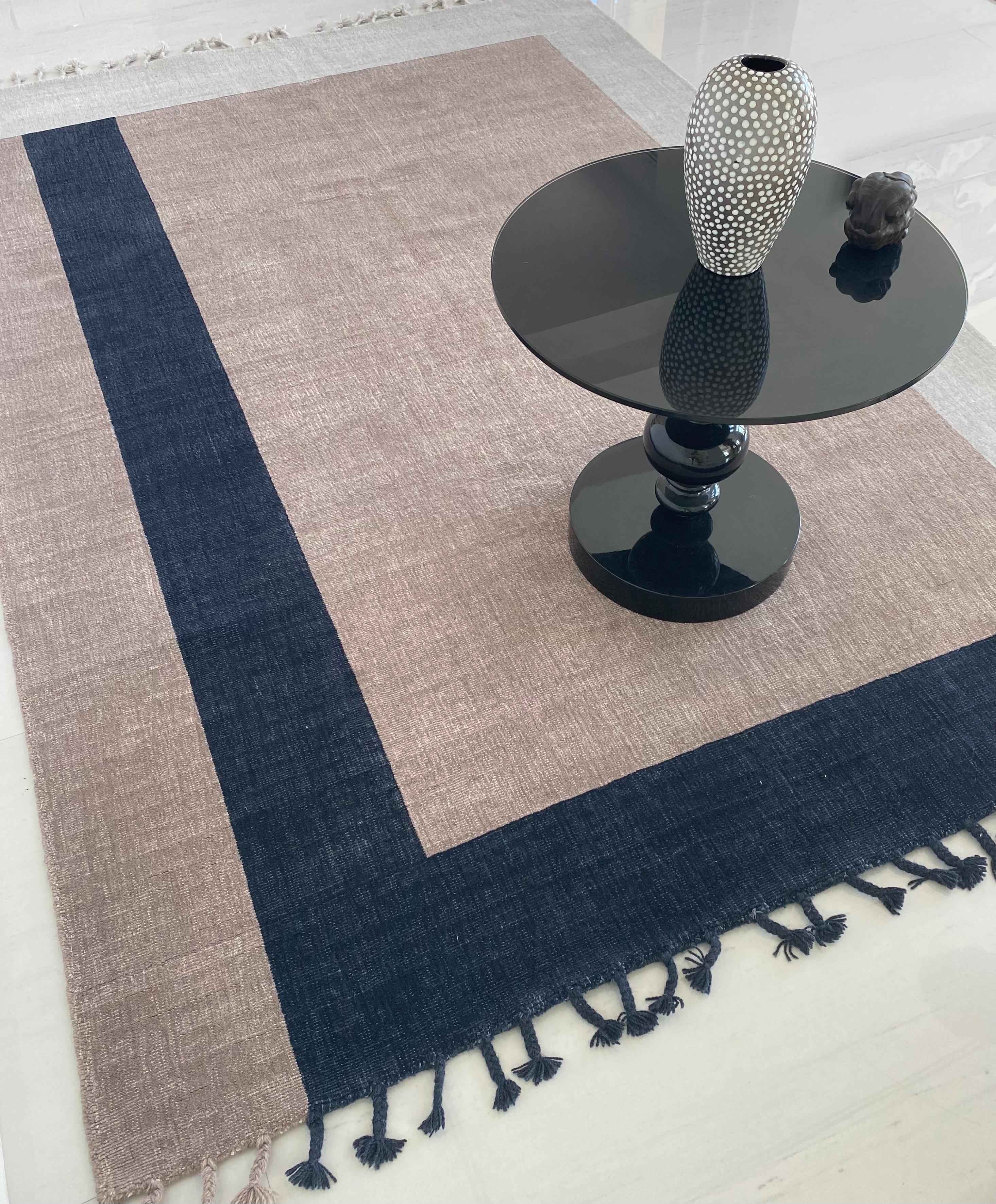 Teppich Meadow -Carpet Geometrisches Braun Beige Schwarz Neutral Flachgewebe Wolle Handgefertigt im Angebot 2
