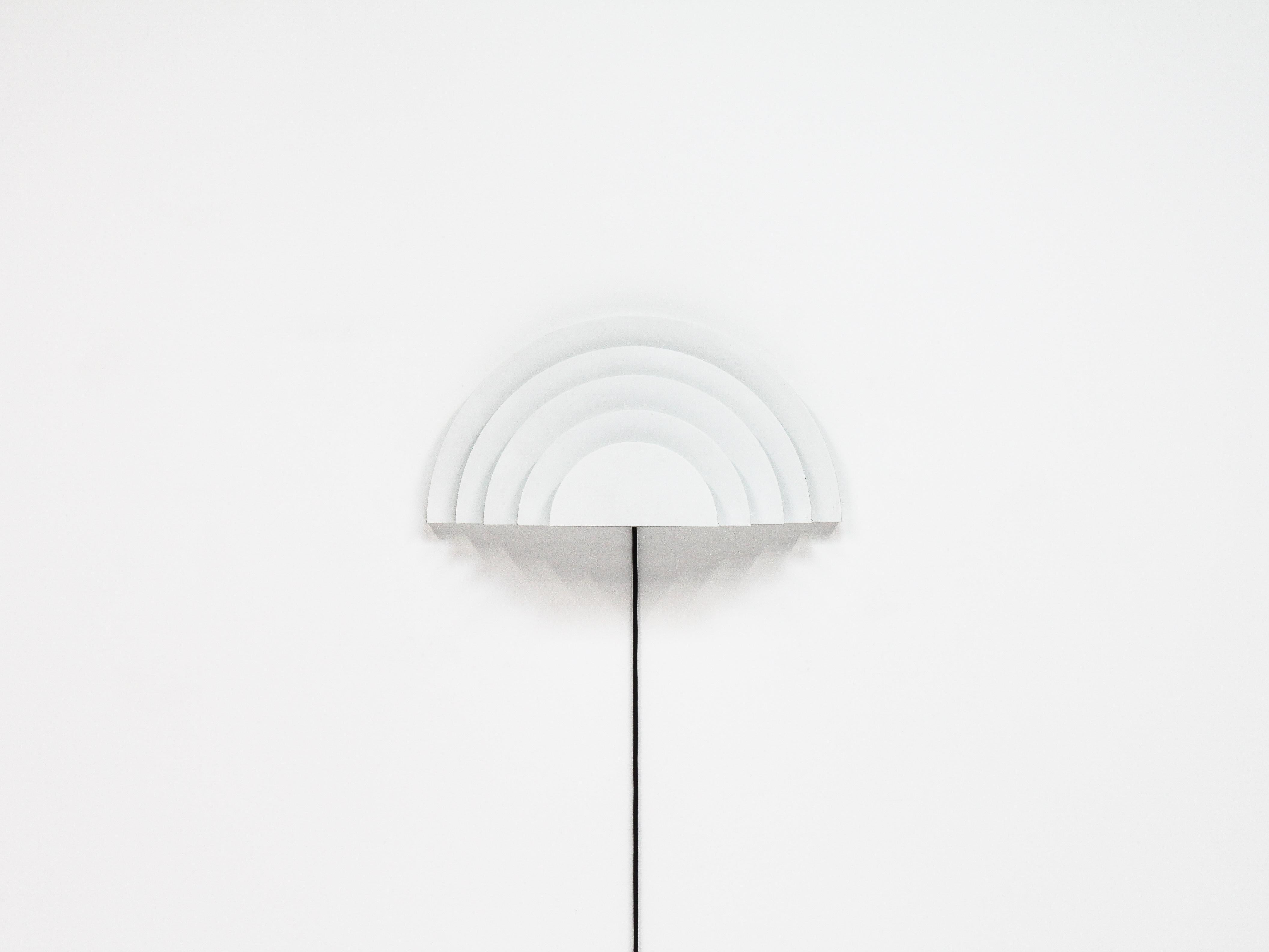 Meander Wall Sconce by Cesare Casati and Emanuele Ponzio for RAAK, Netherlands In Good Condition In London Road, Baldock, Hertfordshire