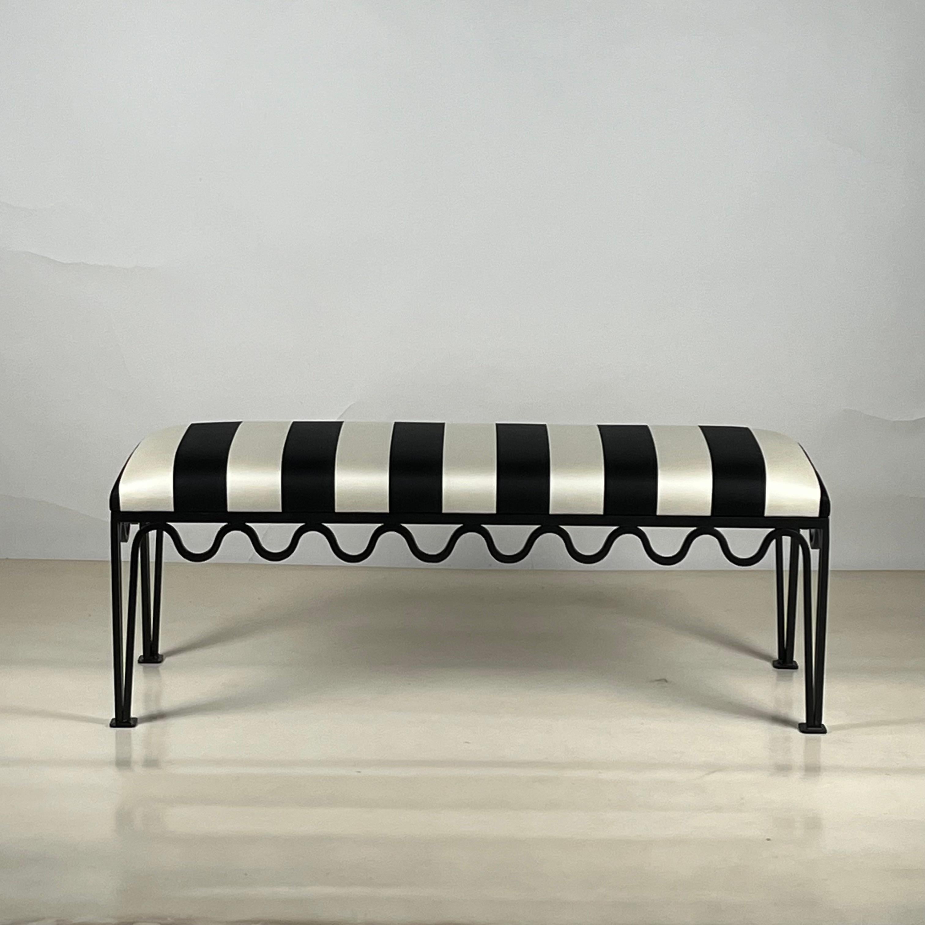 Narrow Méandre™ bench by DESIGN FRÈRES® in COM.

Perfect for an entry, a hallway or a the foot of a bed.

COM: 1 yard for the. bench, to be sent to our workroom when your order is confirmed.

Shown here in DEDAR Belmondo Black & White (col. 1