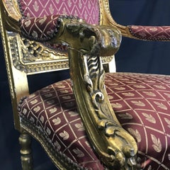 Meant for Royalty Poltrona francese Luigi XV in legno dorato
