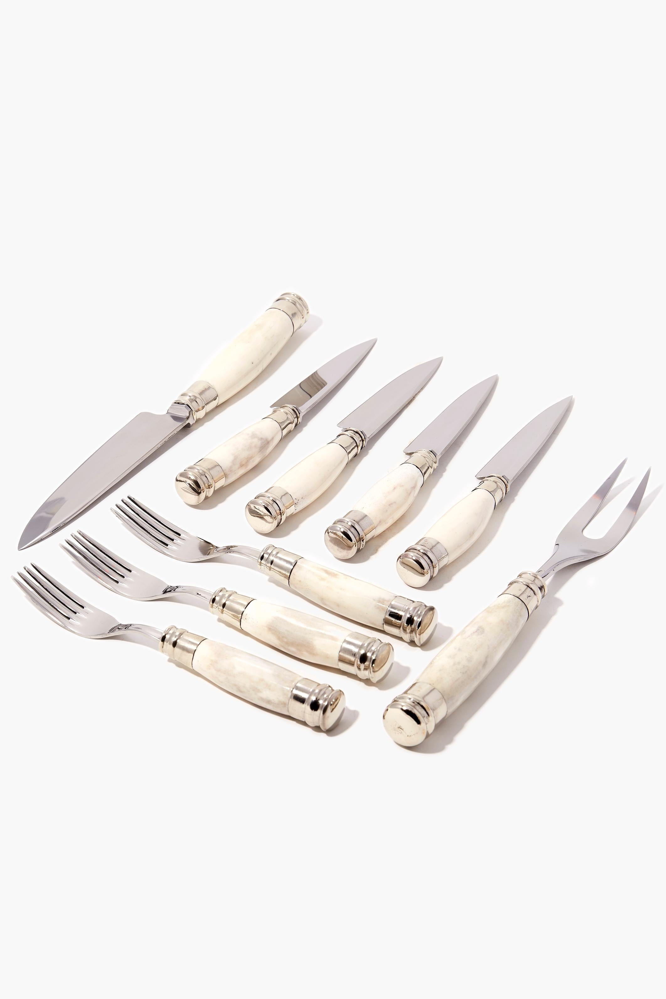 Organic Modern Meat Cutting knifes, Set with Box, Polished Horn & Alpaca Silver For Sale