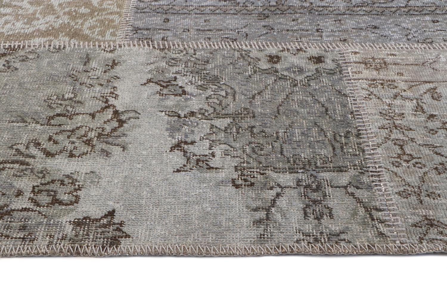 Turkish 21st Century Vintage Wool Cotton Silvery Thin Rug by Deanna Comellini 300x400 cm For Sale
