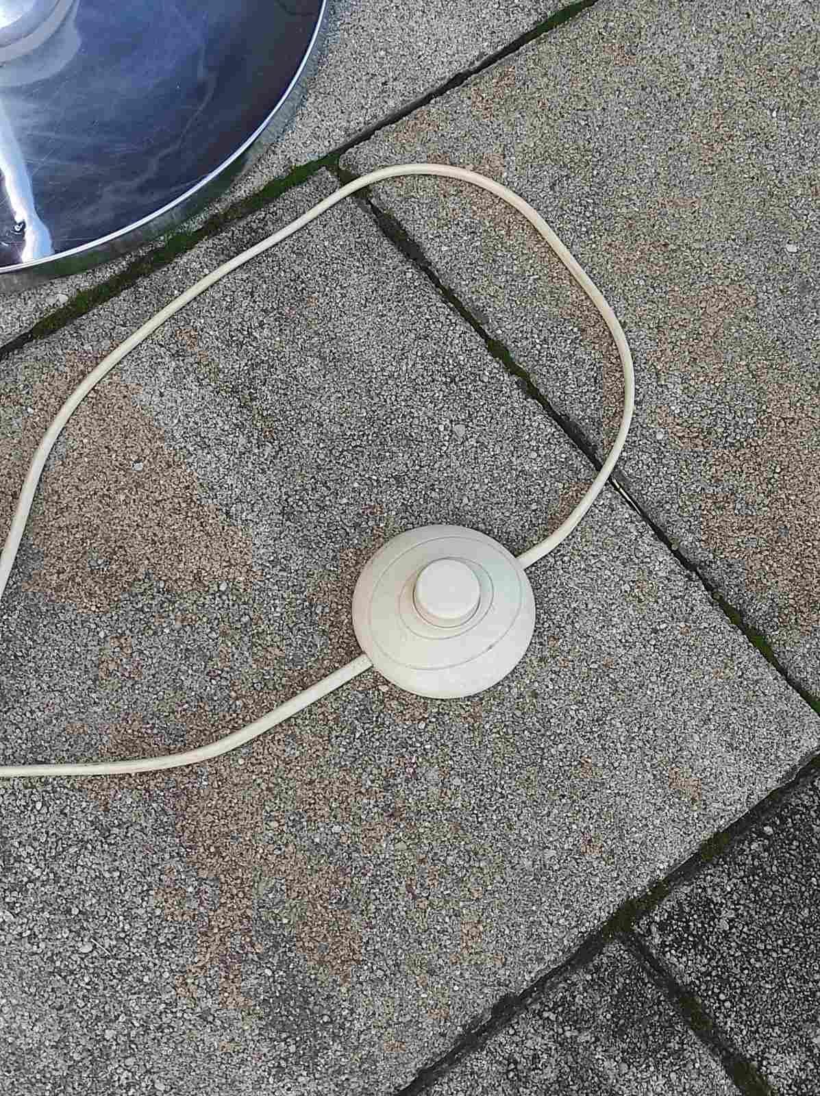 Lámpara de pie Meblo Guzzini BUD By Harvey Guzzini Años 70 en venta 2