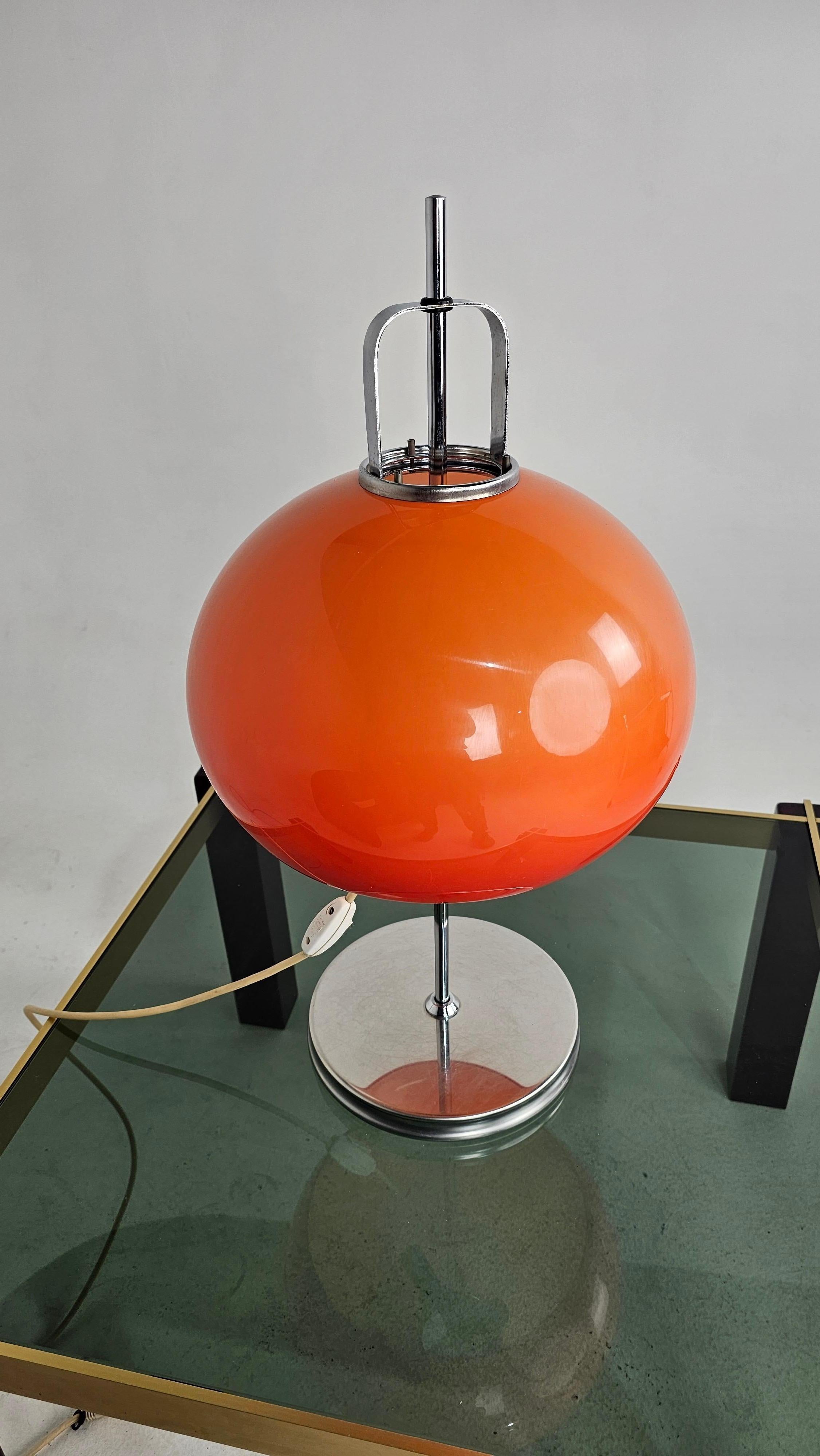 Meblo Guzzini Model Lucerna Table Lamp In Good Condition For Sale In Београд, RS