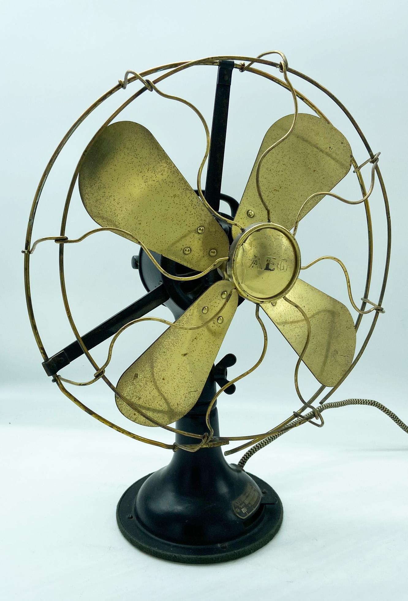 Mechanical Fan Mod.NOVU2 Design Peter Beheren for A&G, 1910 4