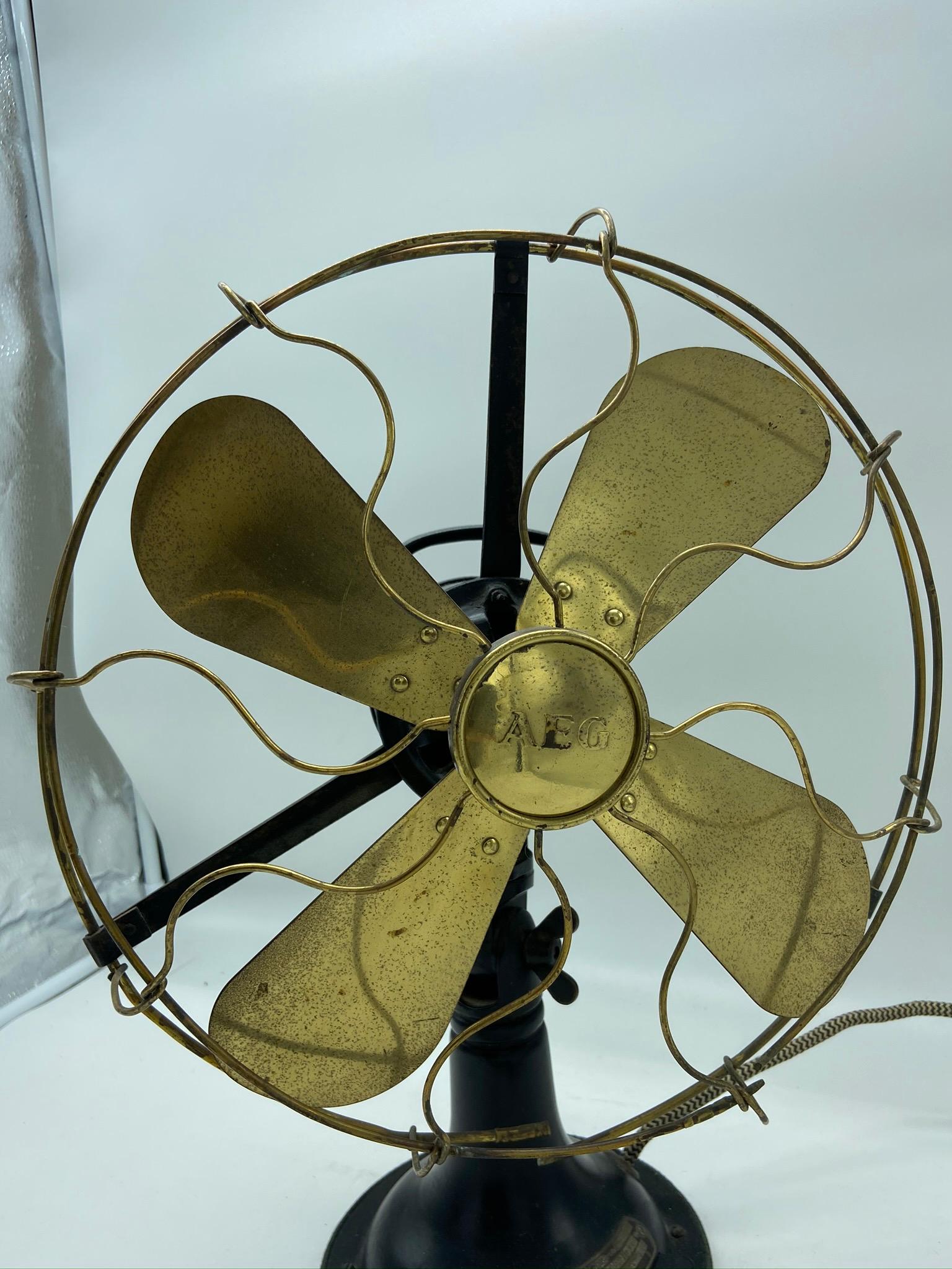 Mechanical Fan Mod.NOVU2 Design Peter Beheren for A&G, 1910 5